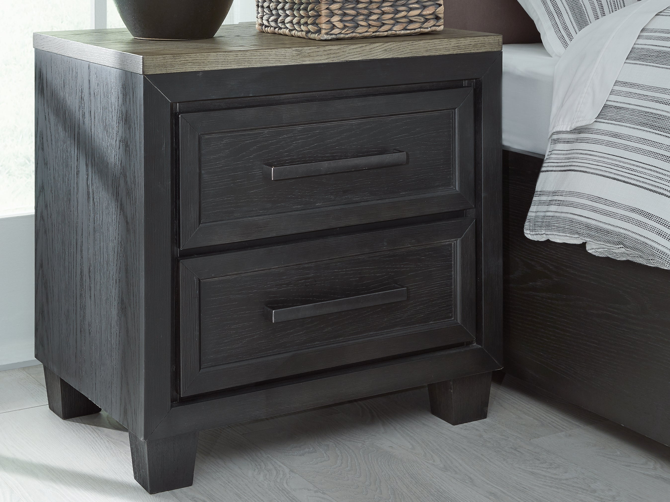 Elite Furniture Outlet - Ashley Furniture - Foyland Bedroom - Two Drawer Night Stand / Black/Brown - B989-92