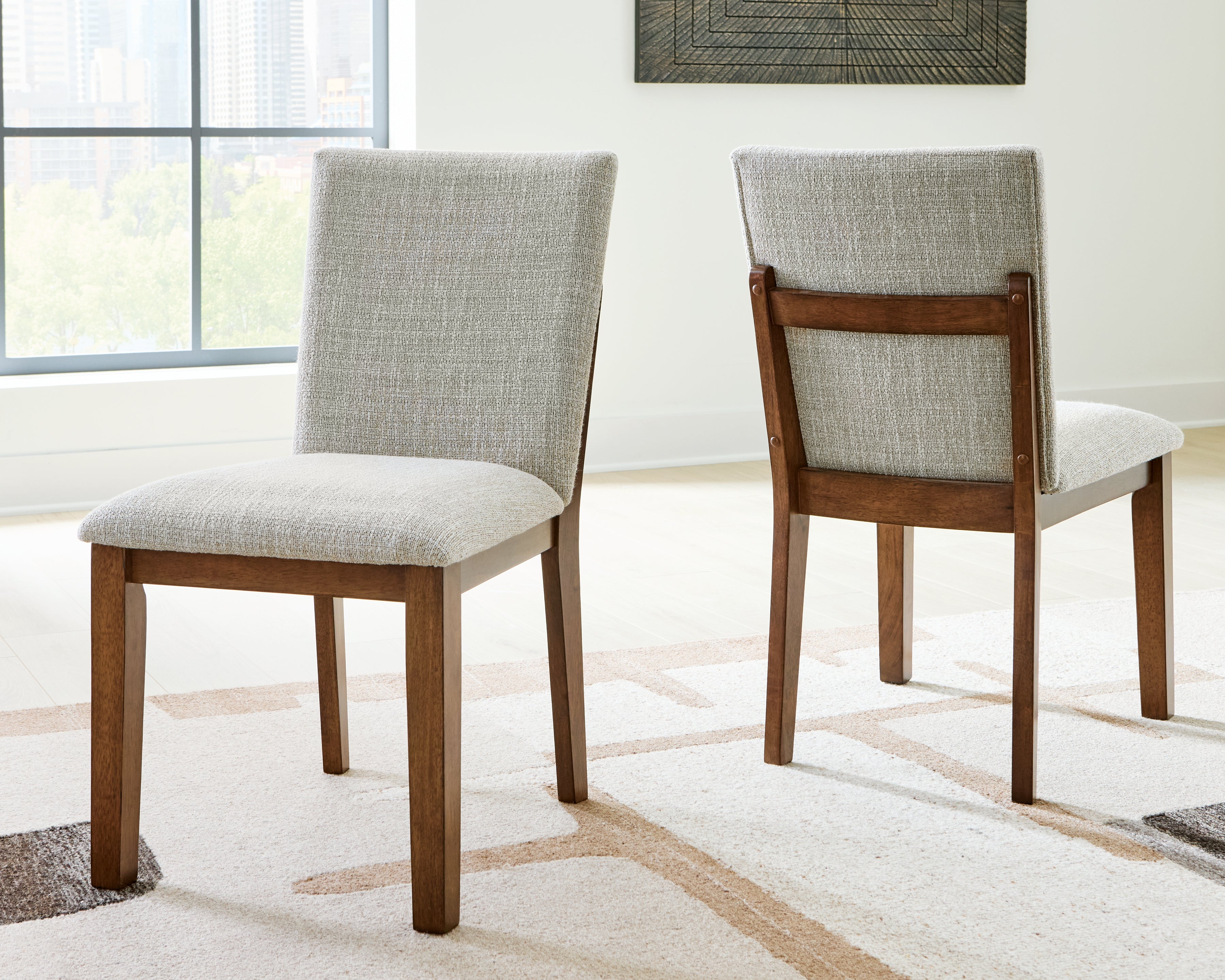 Elite Furniture Outlet - Ashley Furniture - Kraeburn Dining Room - Dining Chair (Set of 2) / Brown - D496-01X2