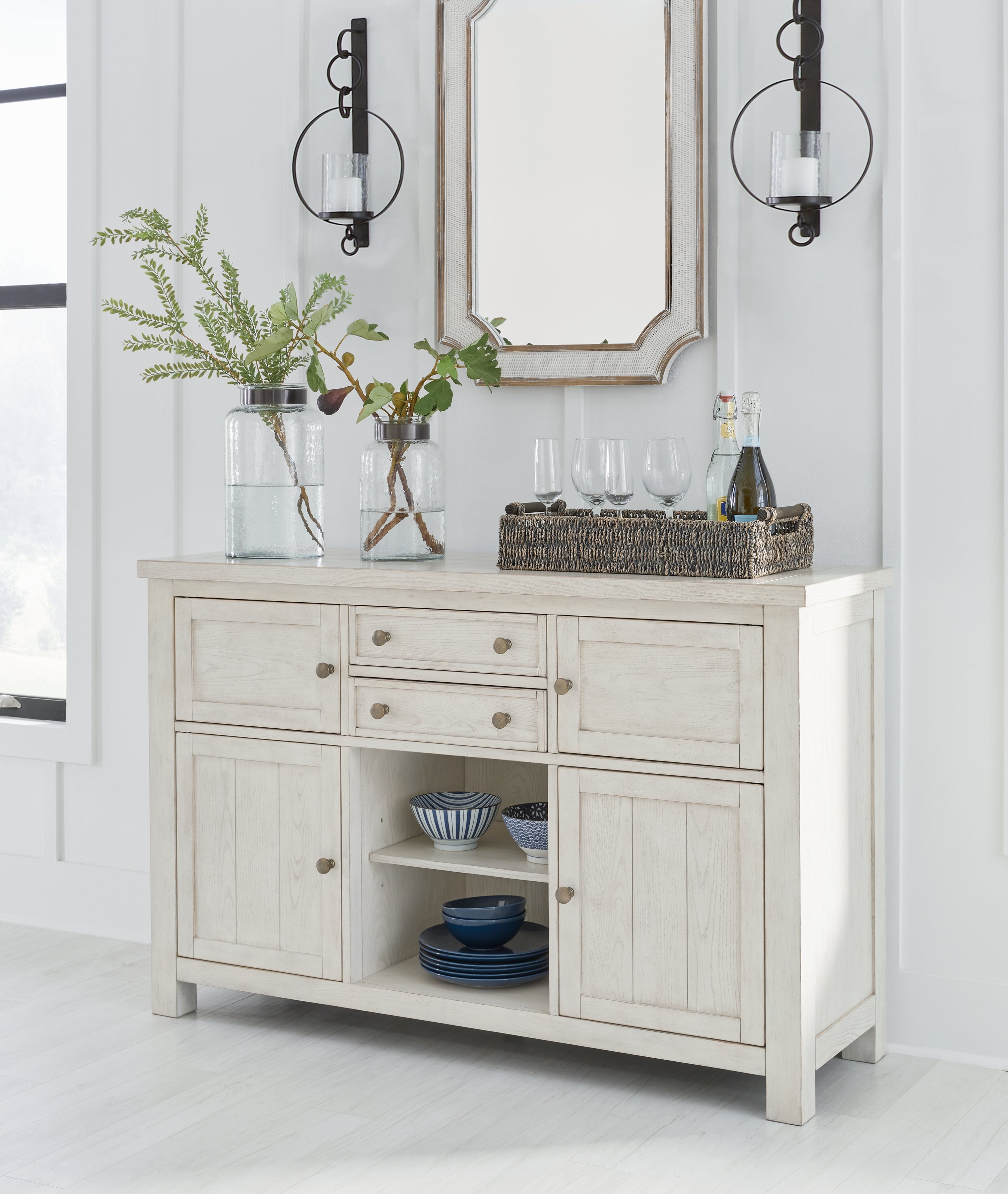 Elite Furniture Outlet - Ashley Furniture - Robbinsdale Dining Room - Counter Height Barstool (Set of 2) / Antique White - D642-224X2