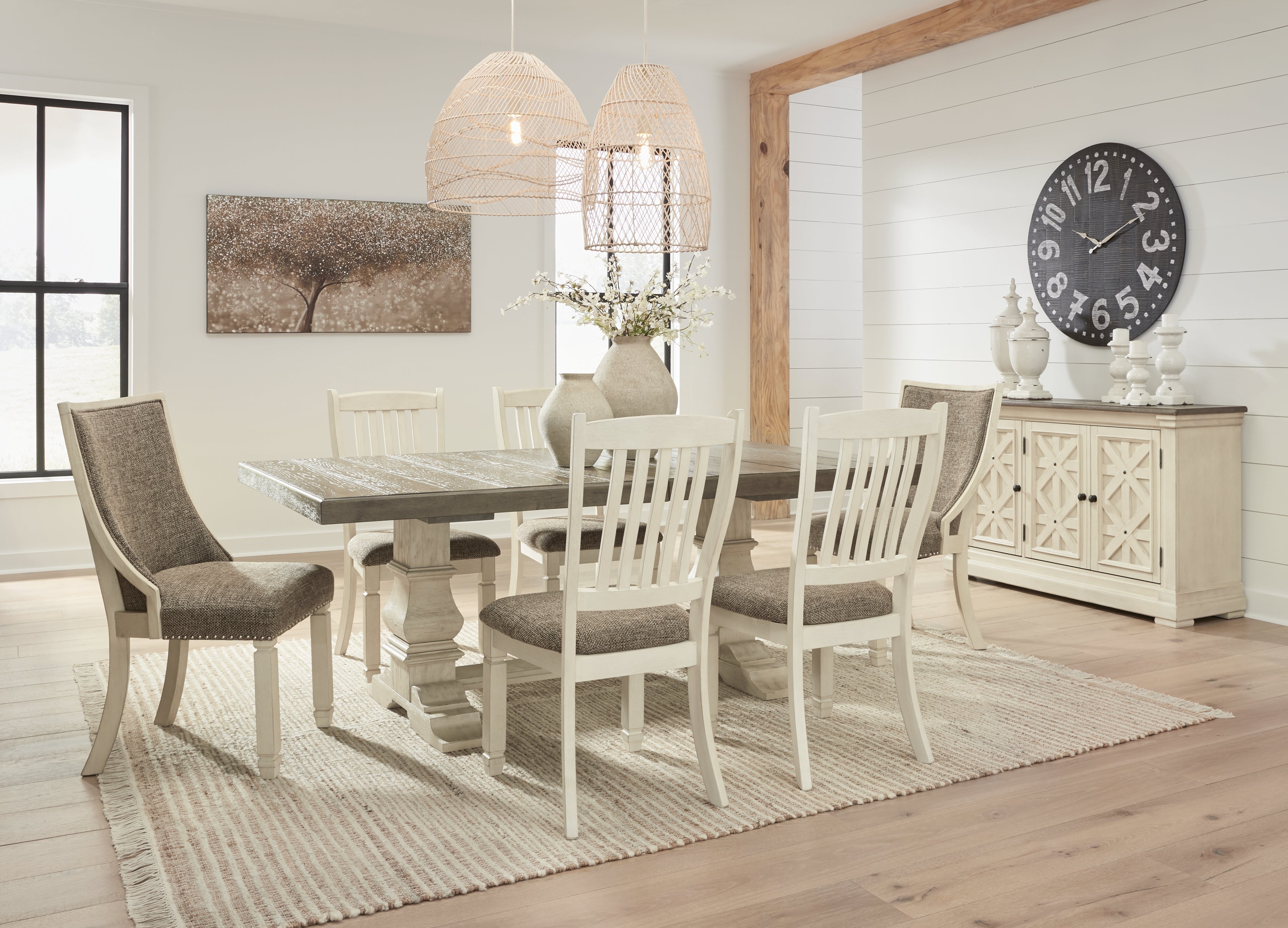 Elite Furniture Outlet - Ashley Furniture - Bolanburg Dining Room - Extension Dining Table / Antique White - D647D17