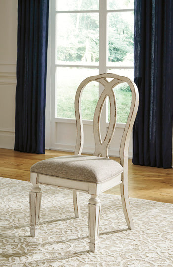 Elite Furniture Outlet - Ashley Furniture - Realyn Dining Room - Dining Chair (Set of 2) / Chipped White - D743-02X2
