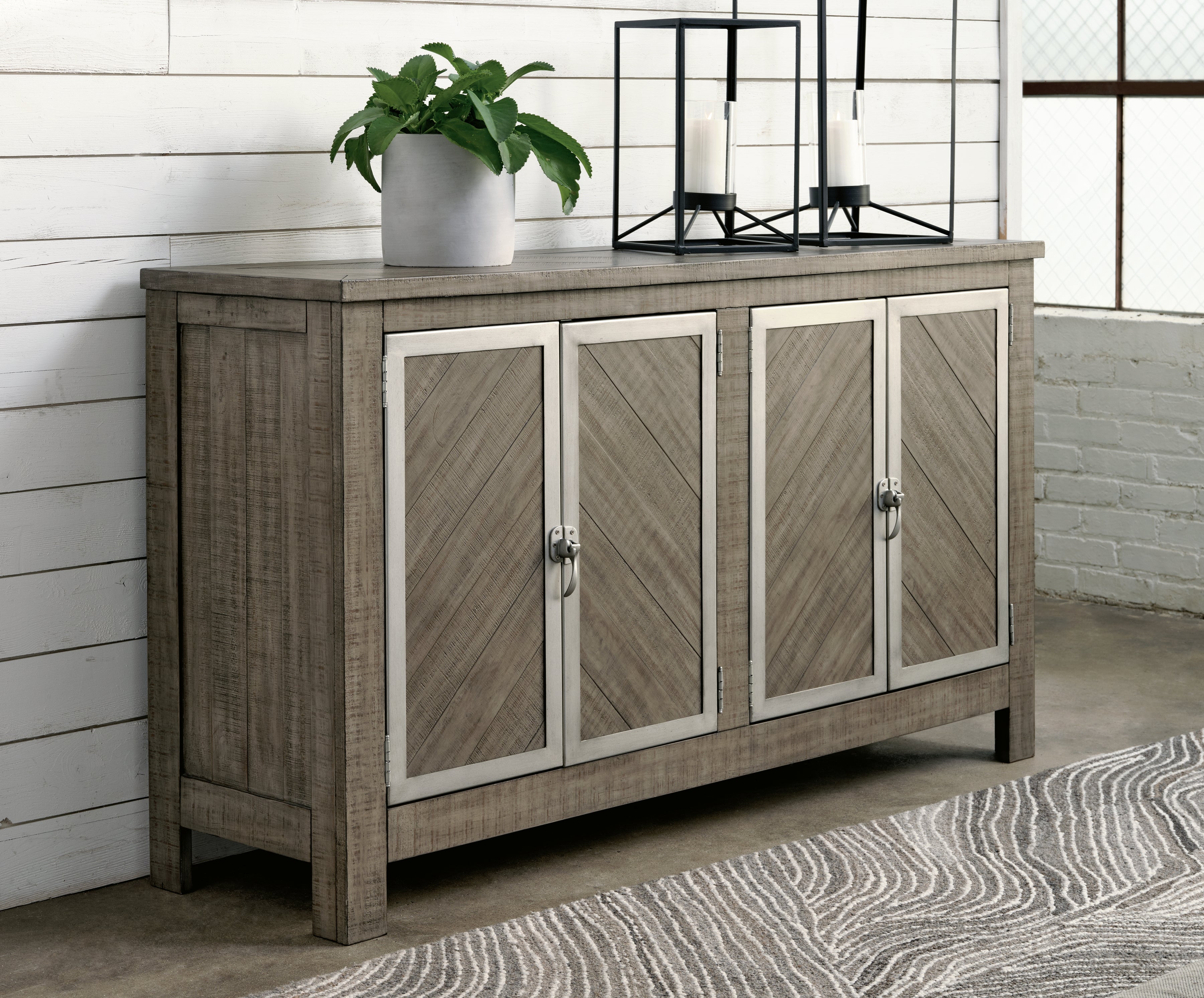 Elite Furniture Outlet - Ashley Furniture - Krystanza Dining Room - Rectangular Dining Room Table / Weathered Gray - D766-25