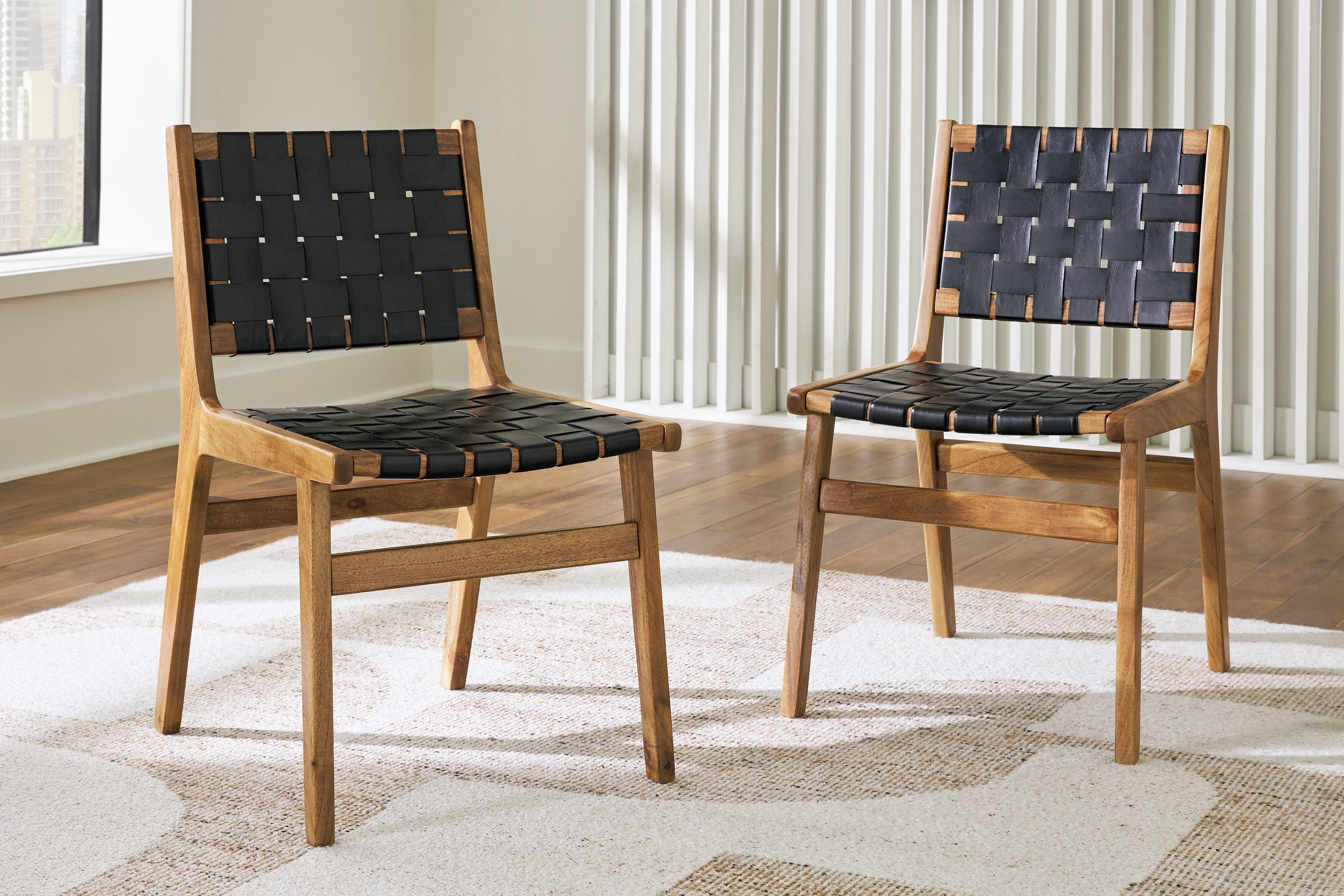 Elite Furniture Outlet - Ashley Furniture - Fortmaine Dining Room - Dining Chair (Set of 2) / Brown/Black - D872-01X2