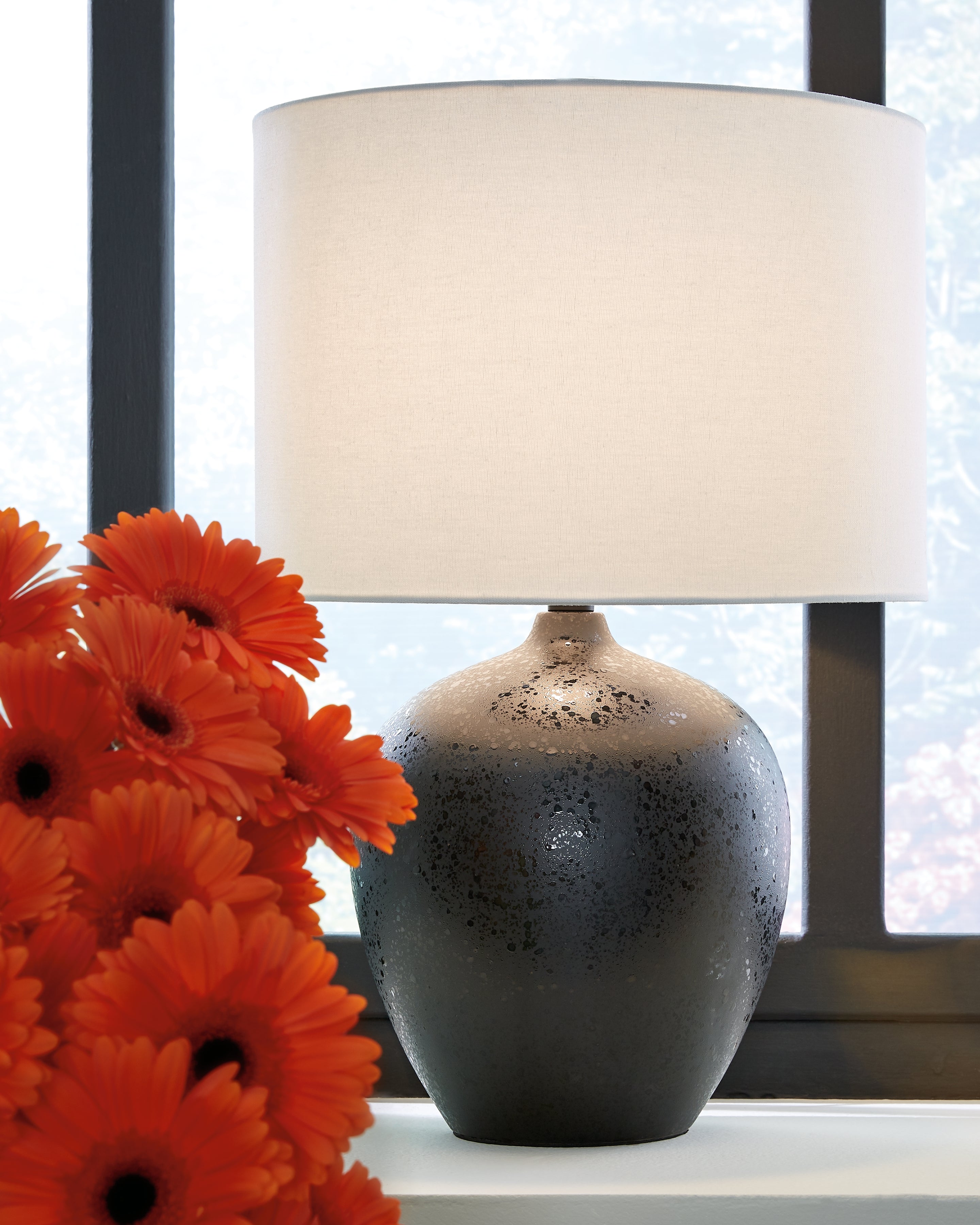 Elite Furniture Outlet - Ashley Furniture - Ladstow Lighting - Table Lamp (Set of 2) / Black - L123894X2