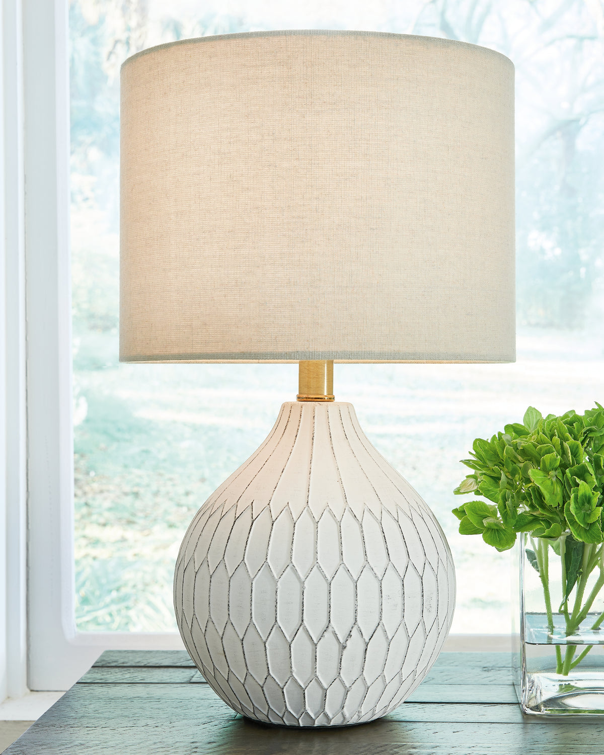 Elite Furniture Outlet - Ashley Furniture - Wardmont Lighting - Table Lamp (Set of 2) / White - L180094X2