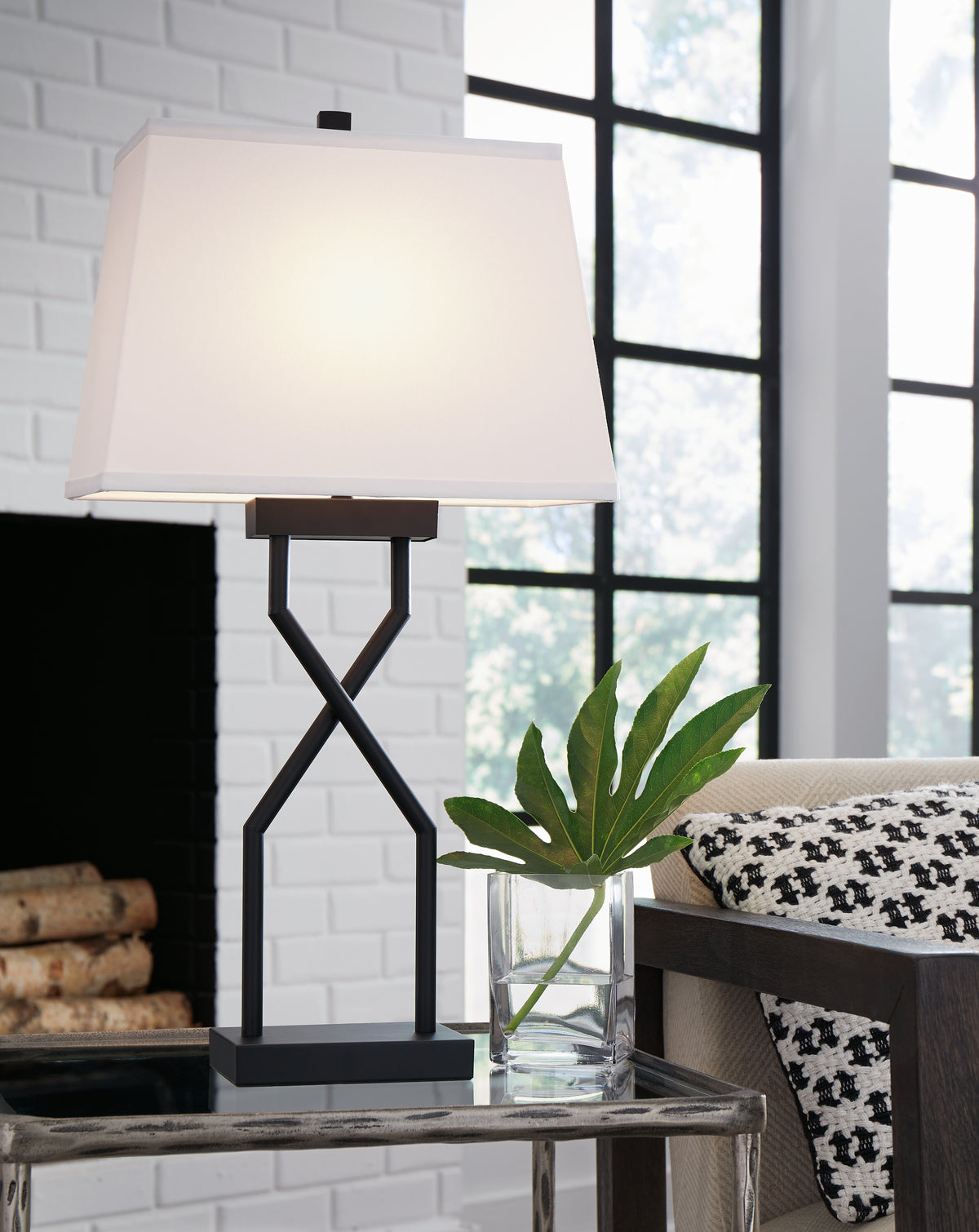Elite Furniture Outlet - Ashley Furniture - Brookthrone Lighting - Metal Table Lamp (Set of 2) / Black - L204514