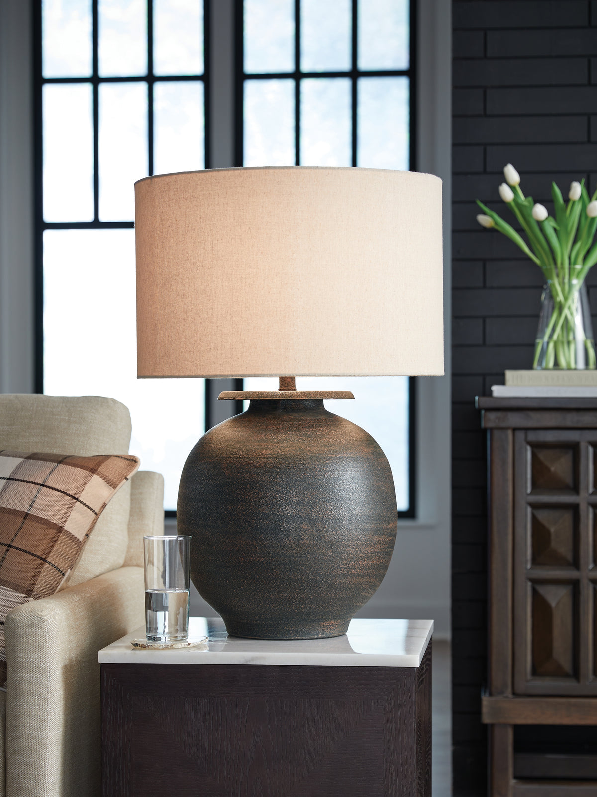 Elite Furniture Outlet - Ashley Furniture - Carlenbury Lighting - Metal Table Lamp (1/CN) / Antique Brown - L207574