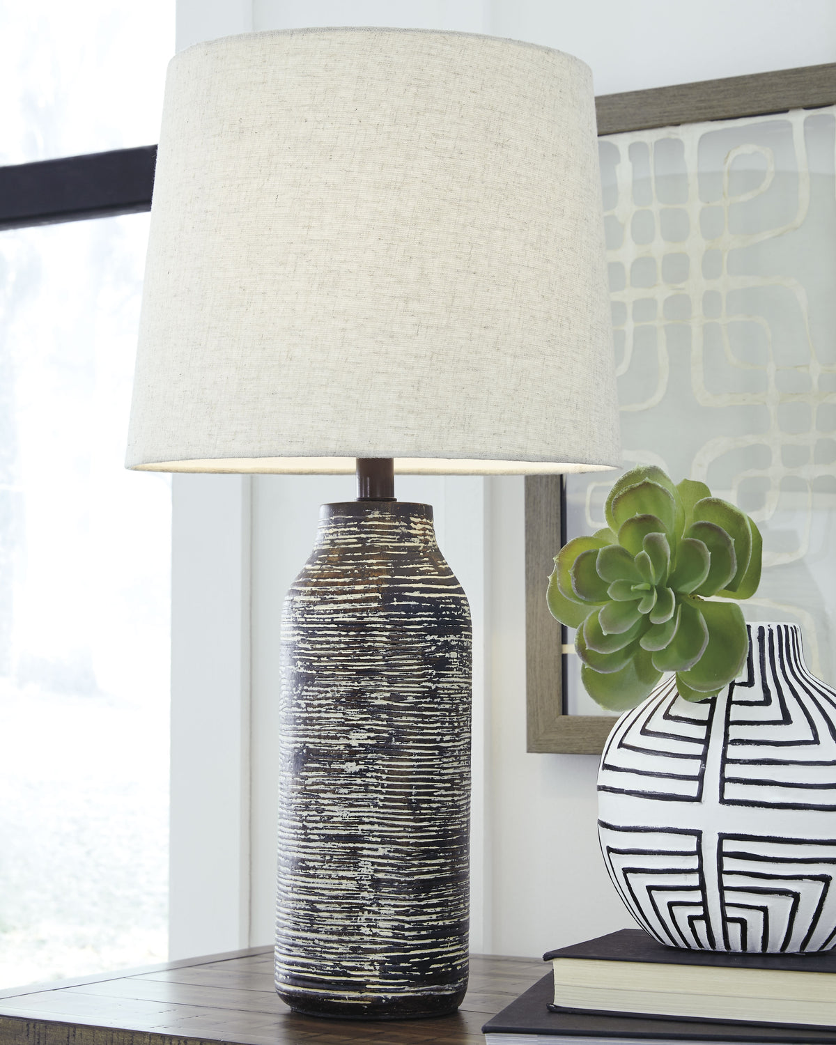 Elite Furniture Outlet - Ashley Furniture - Mahima Lighting - Paper Table Lamp (Set of 2) / Black/White - L235584