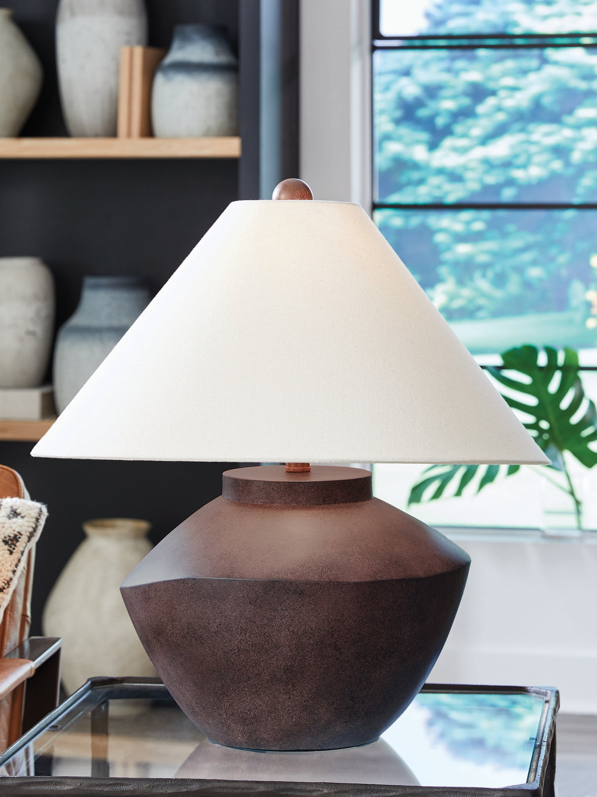 Elite Furniture Outlet - Ashley Furniture - Honsworth Lighting - Poly Table Lamp (1/CN) / Antique Brown - L235994