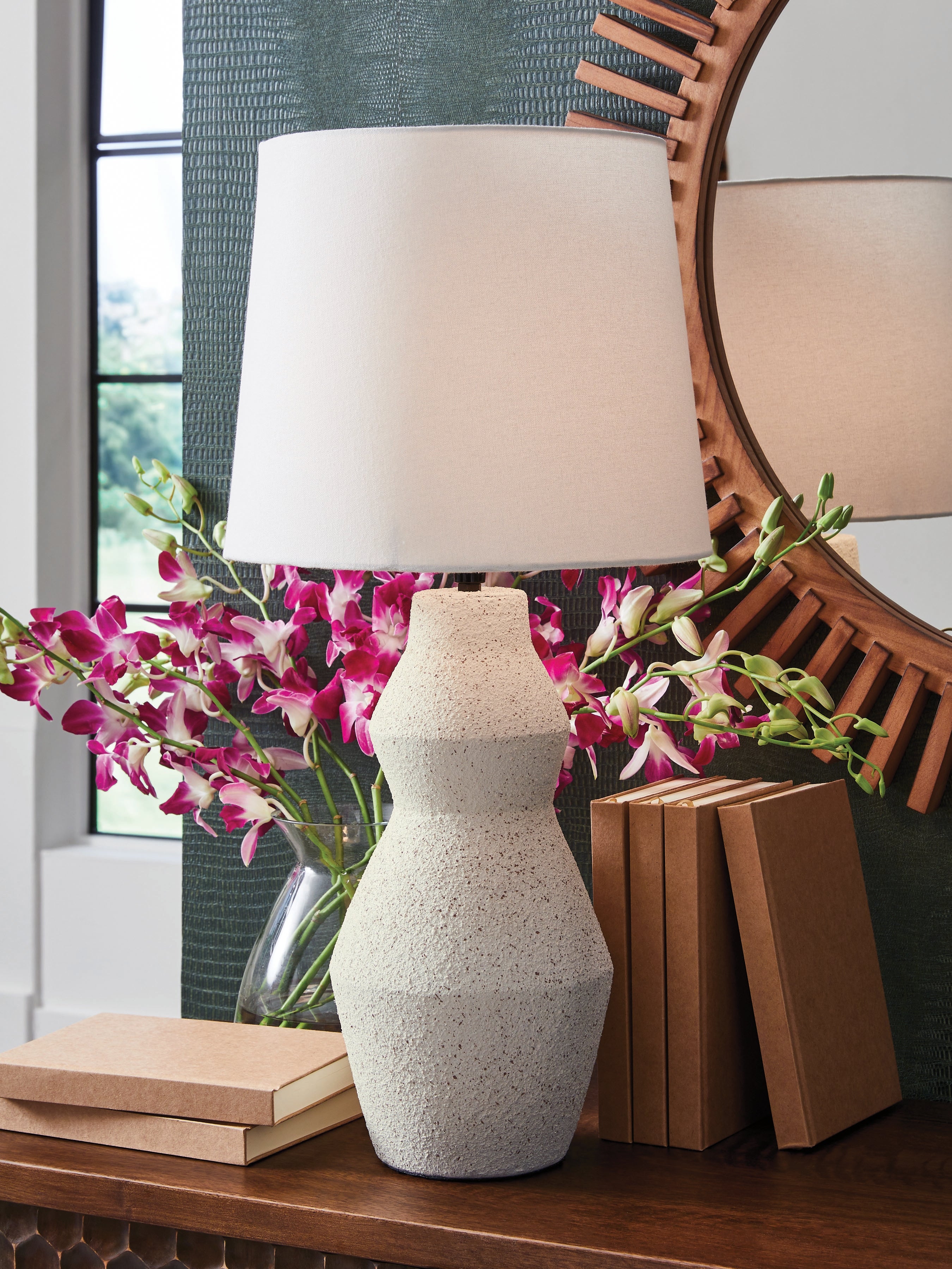 Elite Furniture Outlet - Ashley Furniture - Dawthorne Lighting - Paper Table Lamp (1/CN) / Cream - L236034