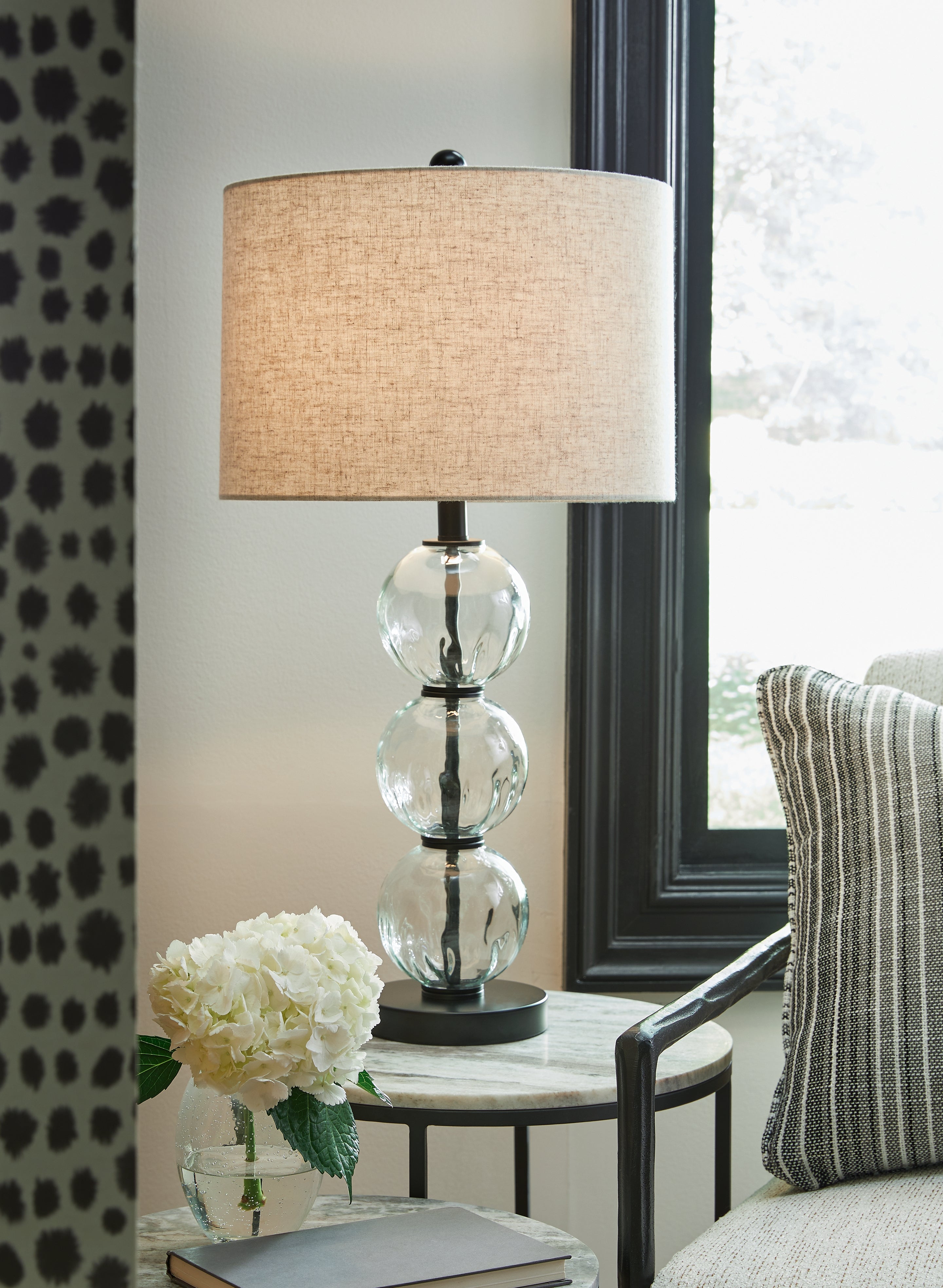 Elite Furniture Outlet - Ashley Furniture - Airbal Lighting - Glass Table Lamp (Set of 2) / Clear/Black - L431604