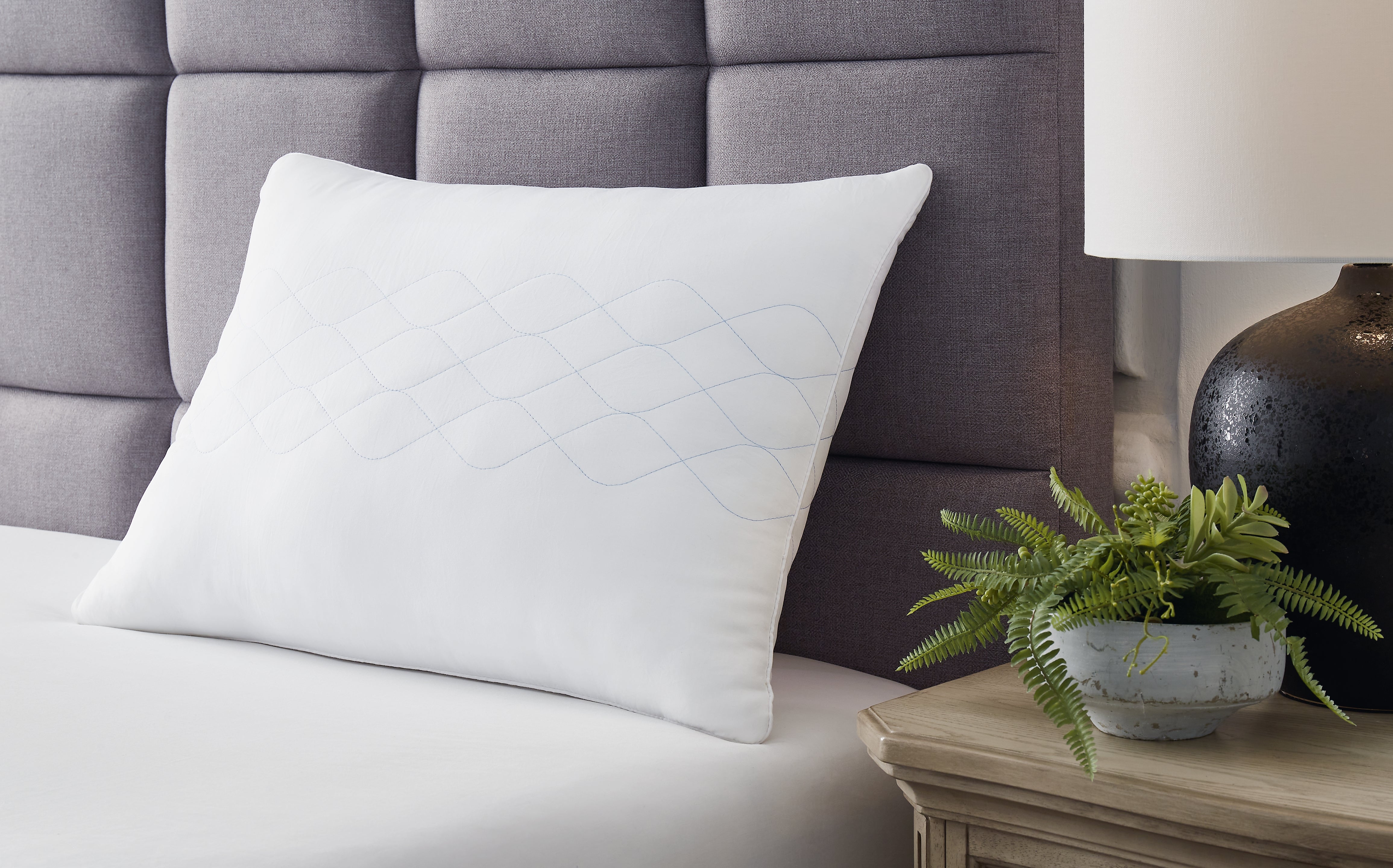 Elite Furniture Outlet - Ashley Furniture - Zephyr 2.0 Pillows - Huggable Comfort Pillow / White - M52111P
