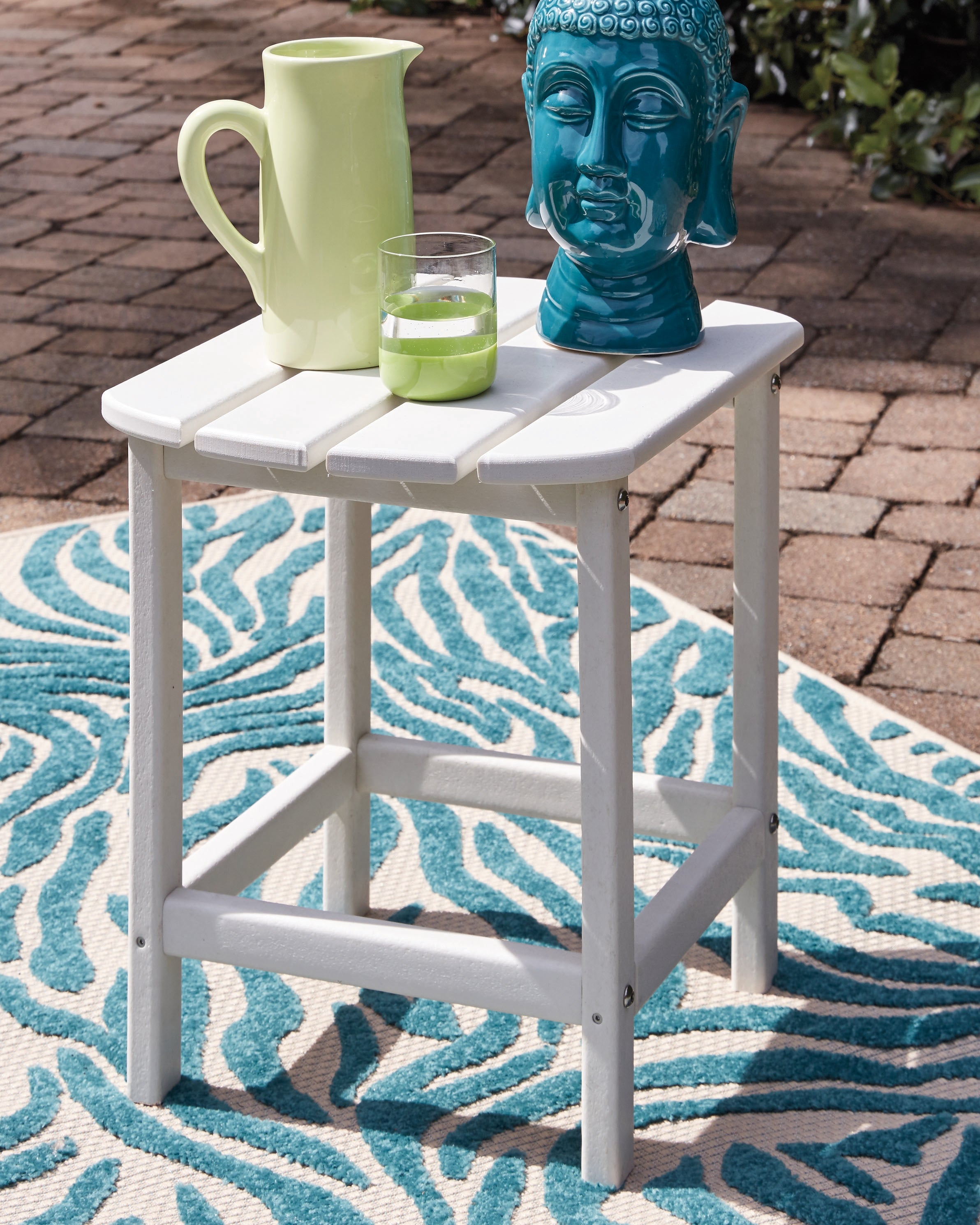 Elite Furniture Outlet - Ashley Furniture - Sundown Treasure Outdoor - Rectangular End Table / White - P011-703
