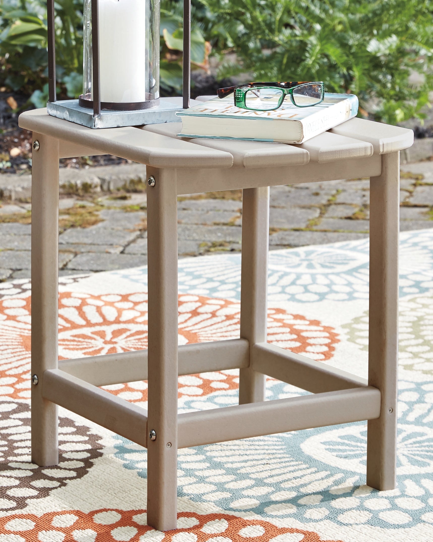 Elite Furniture Outlet - Ashley Furniture - Sundown Treasure Outdoor - Rectangular End Table / Driftwood - P014-703