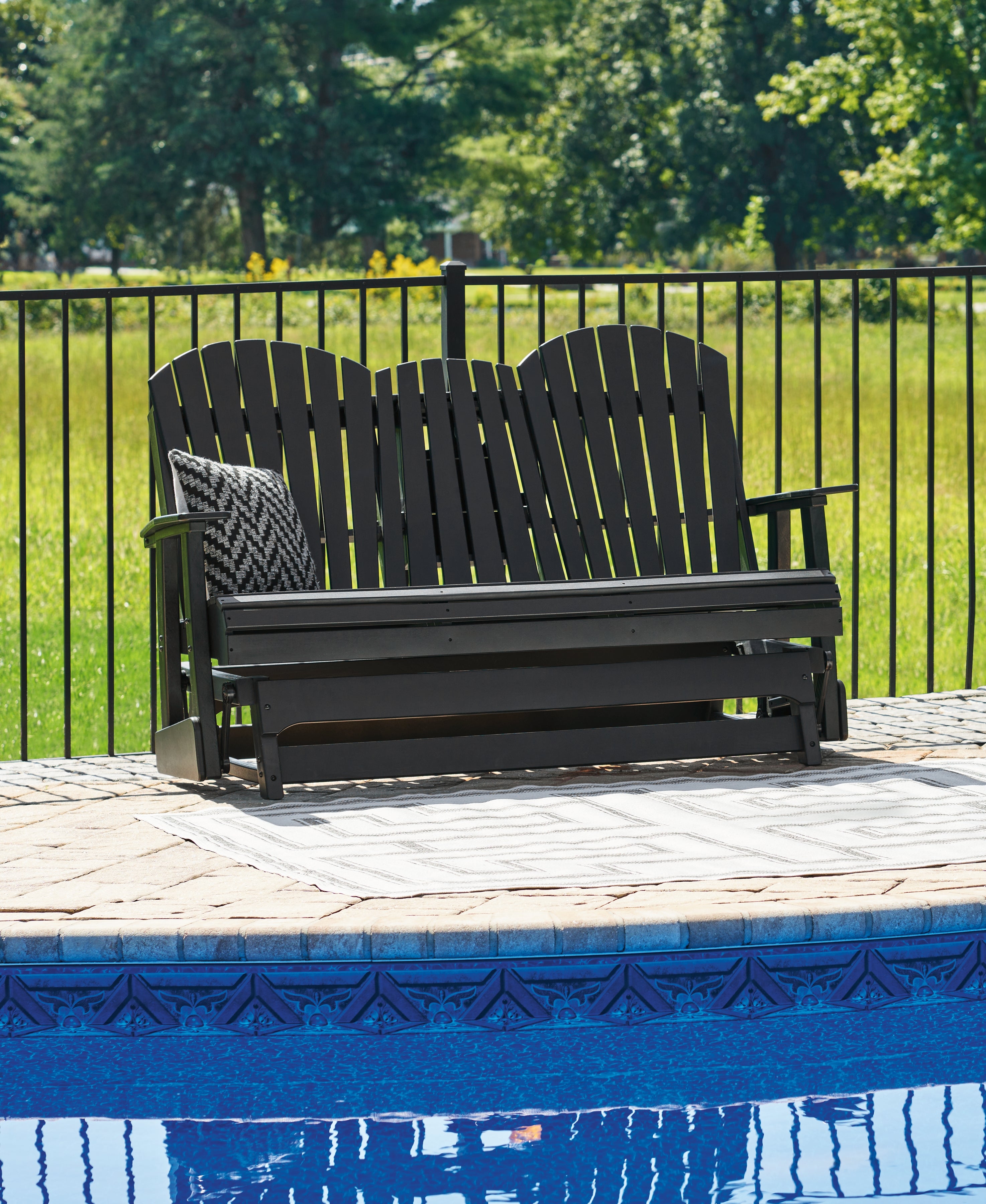 Elite Furniture Outlet - Ashley Furniture - Hyland wave Outdoor - Rectangular Cocktail Table / Driftwood - P114-701