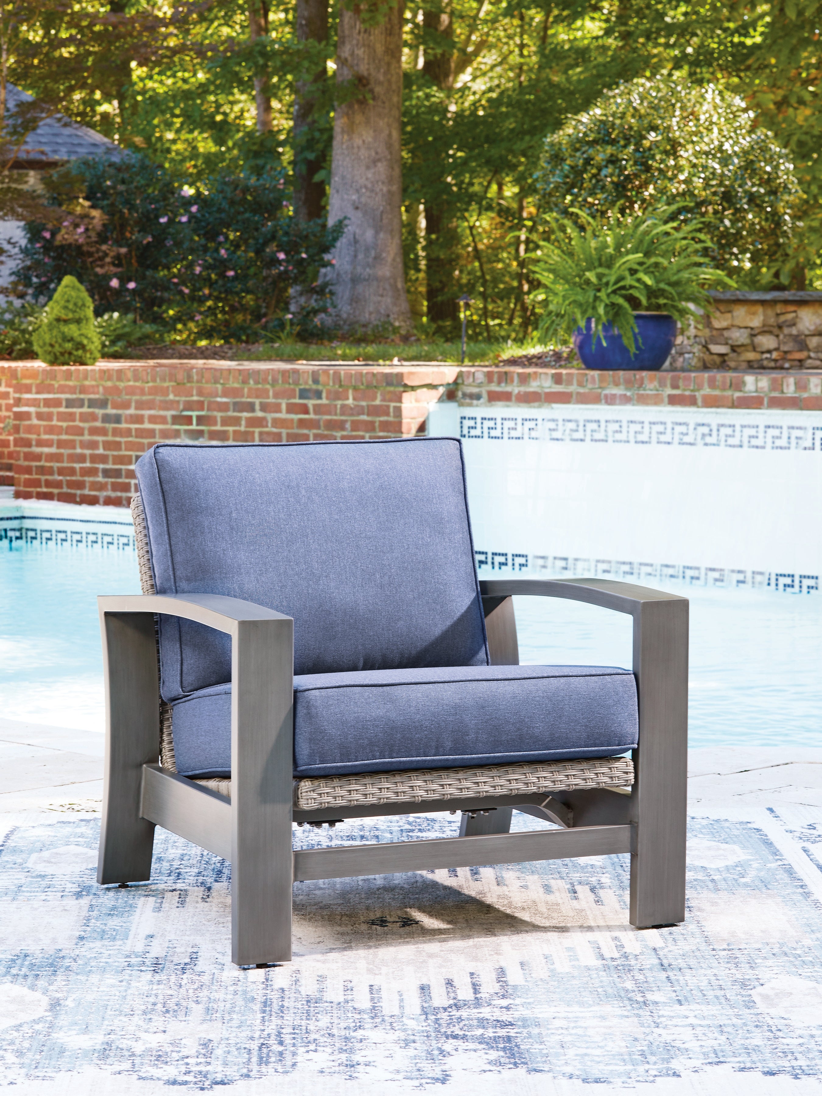 Elite Furniture Outlet - Ashley Furniture - Half Moon Beach Outdoor - Spring Lounge Chair / Blue/Gray - PCP418-820