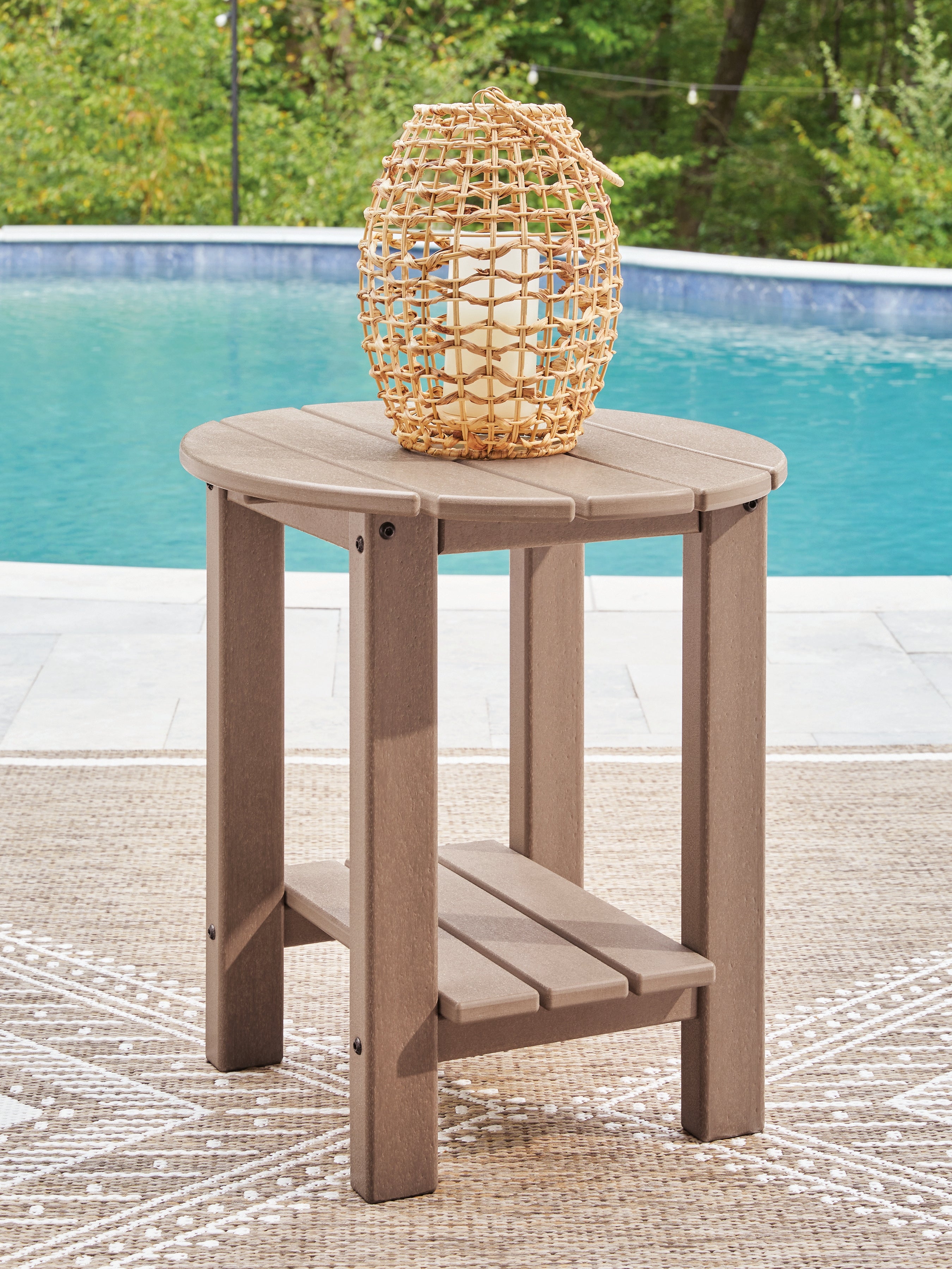 Elite Furniture Outlet - Ashley Furniture - Grover Beach Outdoor - Oval End Table / Driftwood - PCP422-706