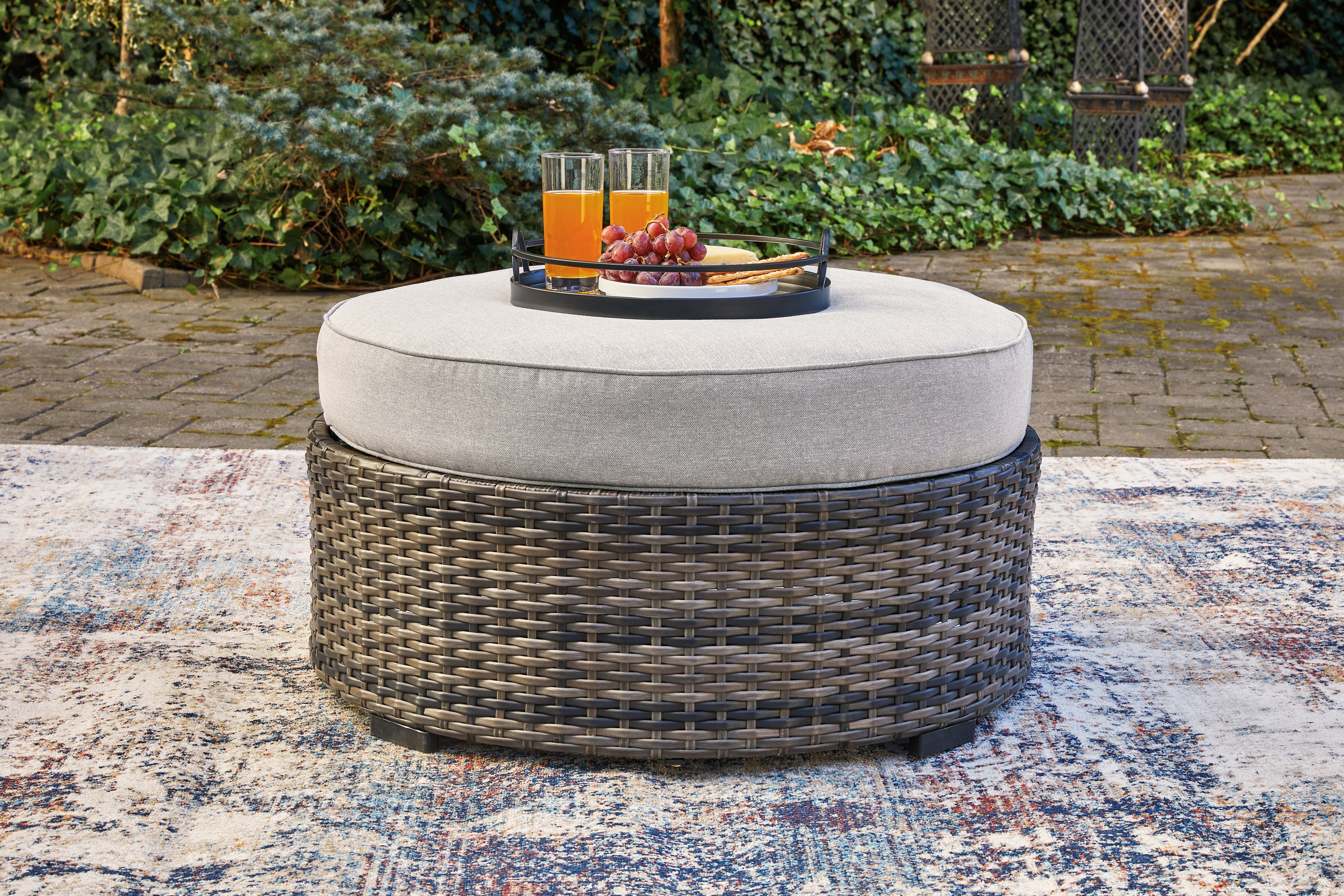 Elite Furniture Outlet - Ashley Furniture - Harbor Court Outdoor - Ottoman with Cushion / Gray - P459-814