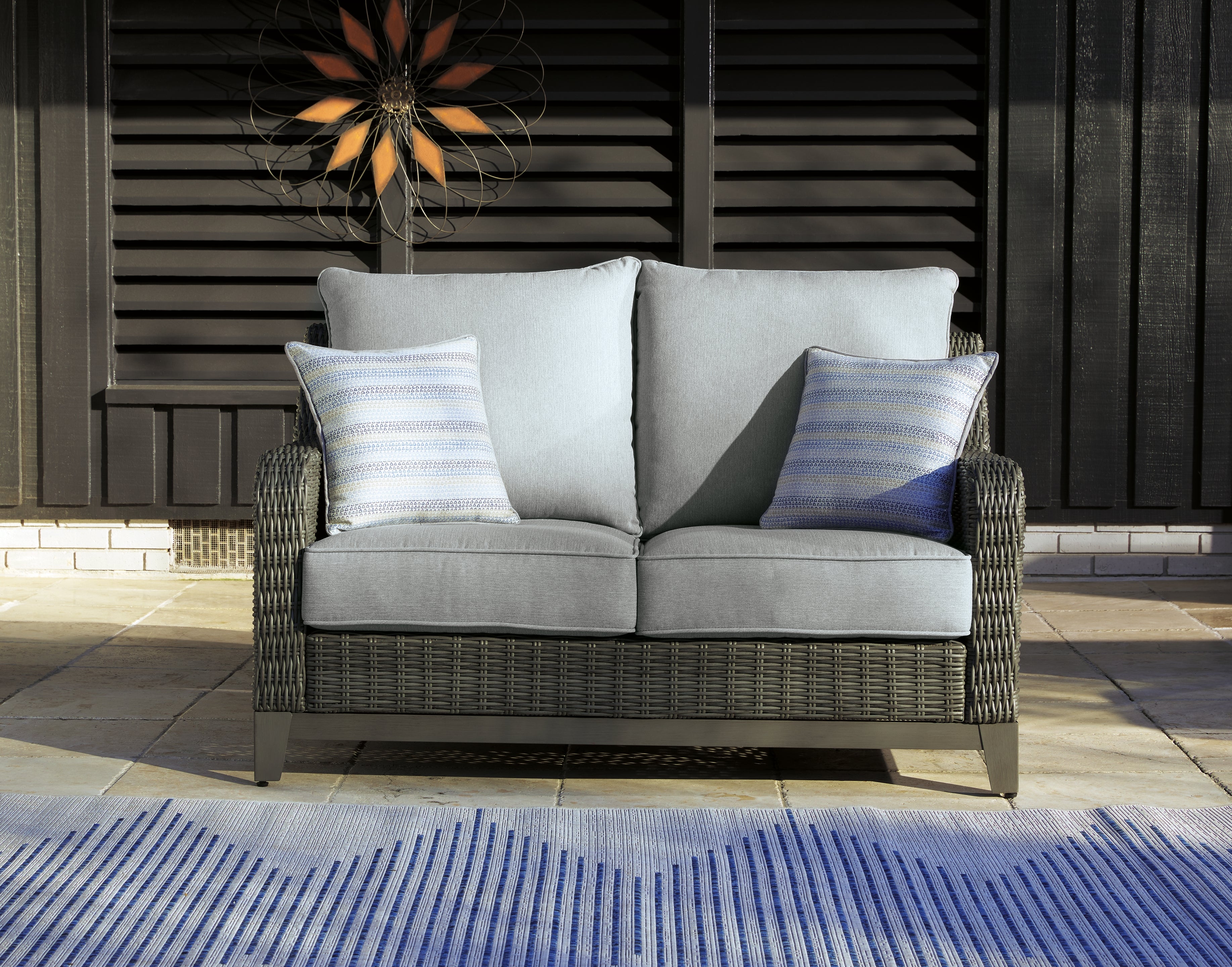 Elite Furniture Outlet - Ashley Furniture - Elite Park Outdoor - Loveseat w/Cushion / Gray - P518-835