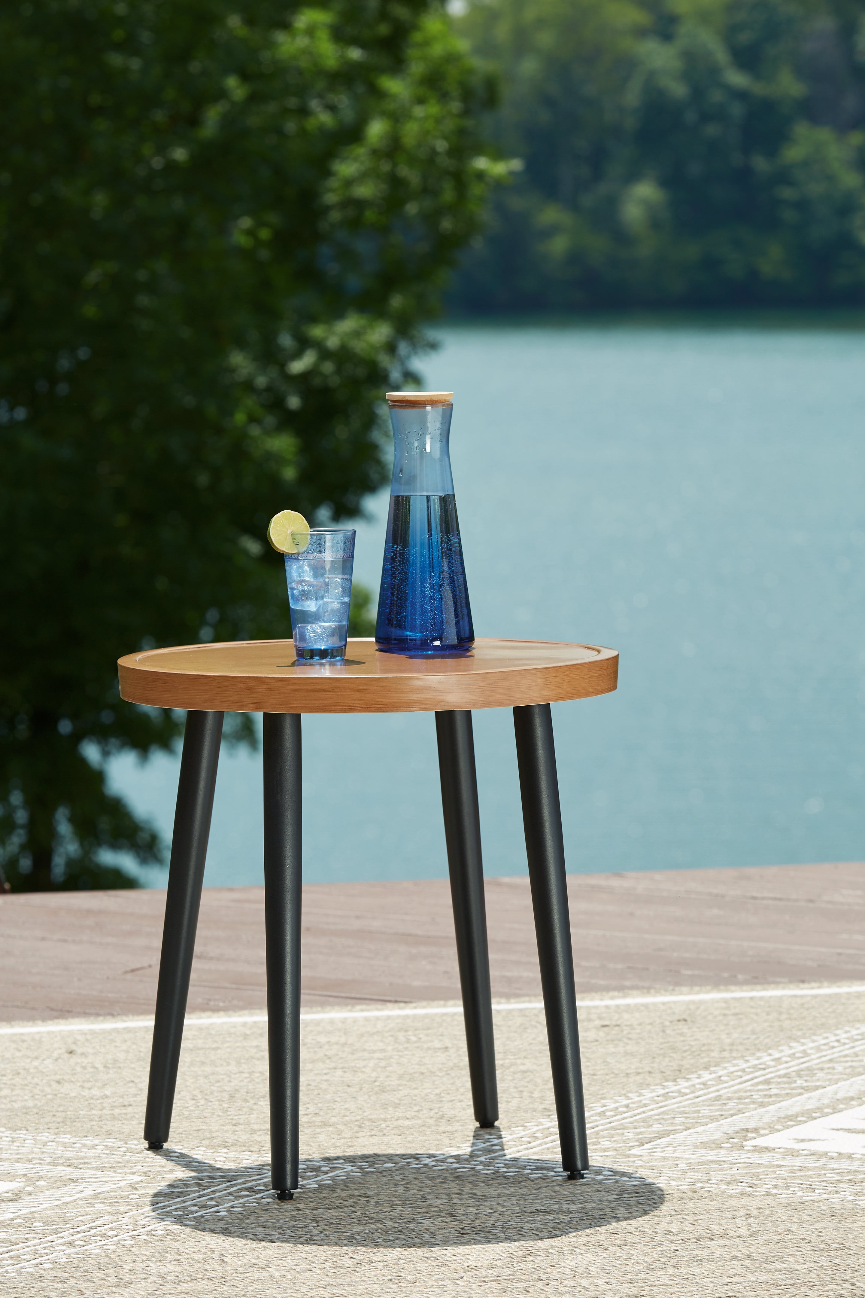 Elite Furniture Outlet - Ashley Furniture - Horizon Hall Outdoor - Round End Table / Two-tone Brown - P572-706
