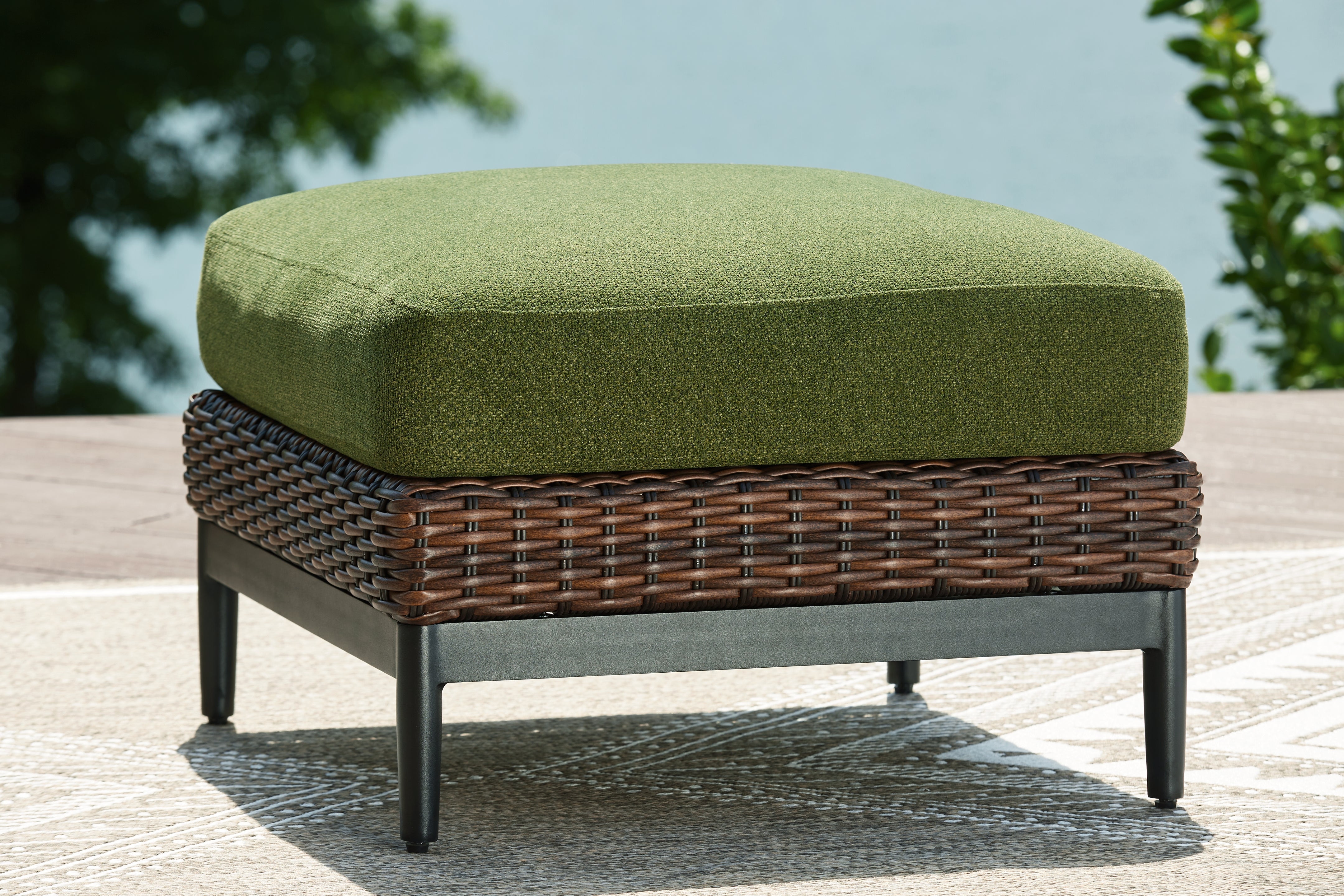 Elite Furniture Outlet - Ashley Furniture - Horizon Hall Outdoor - Ottoman with Cushion / Brown/Green - P572-814