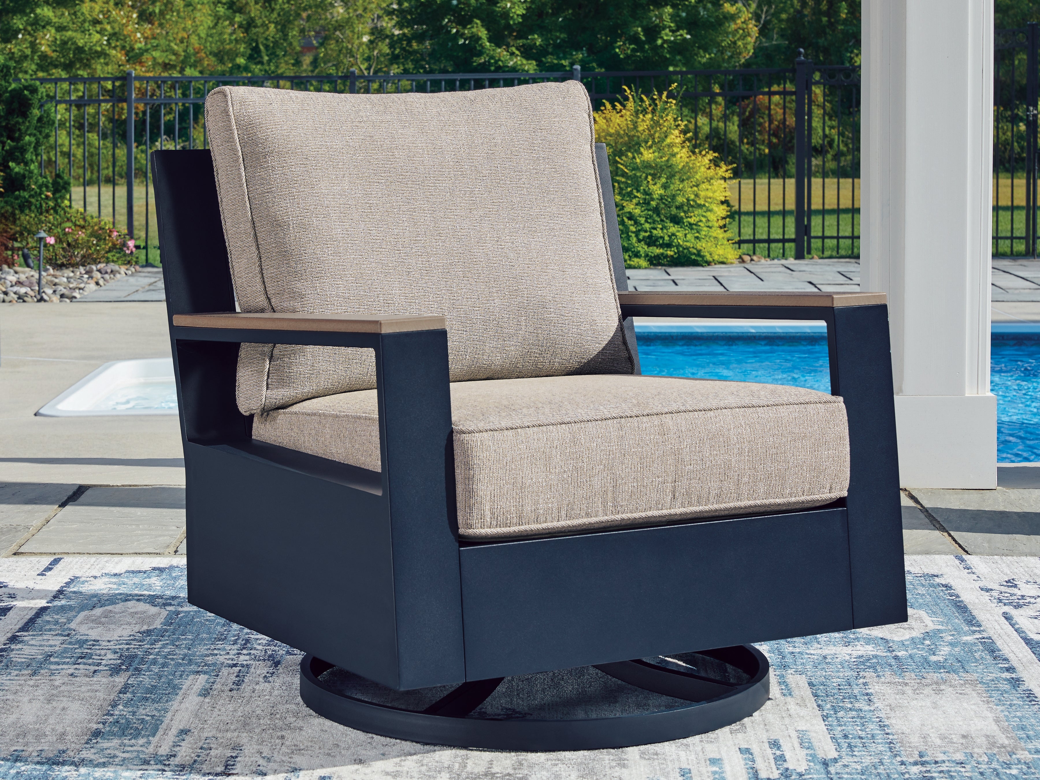 Elite Furniture Outlet - Ashley Furniture - East Beach Outdoor - Swivel Glider Chair w/Cushion - PCP587-821