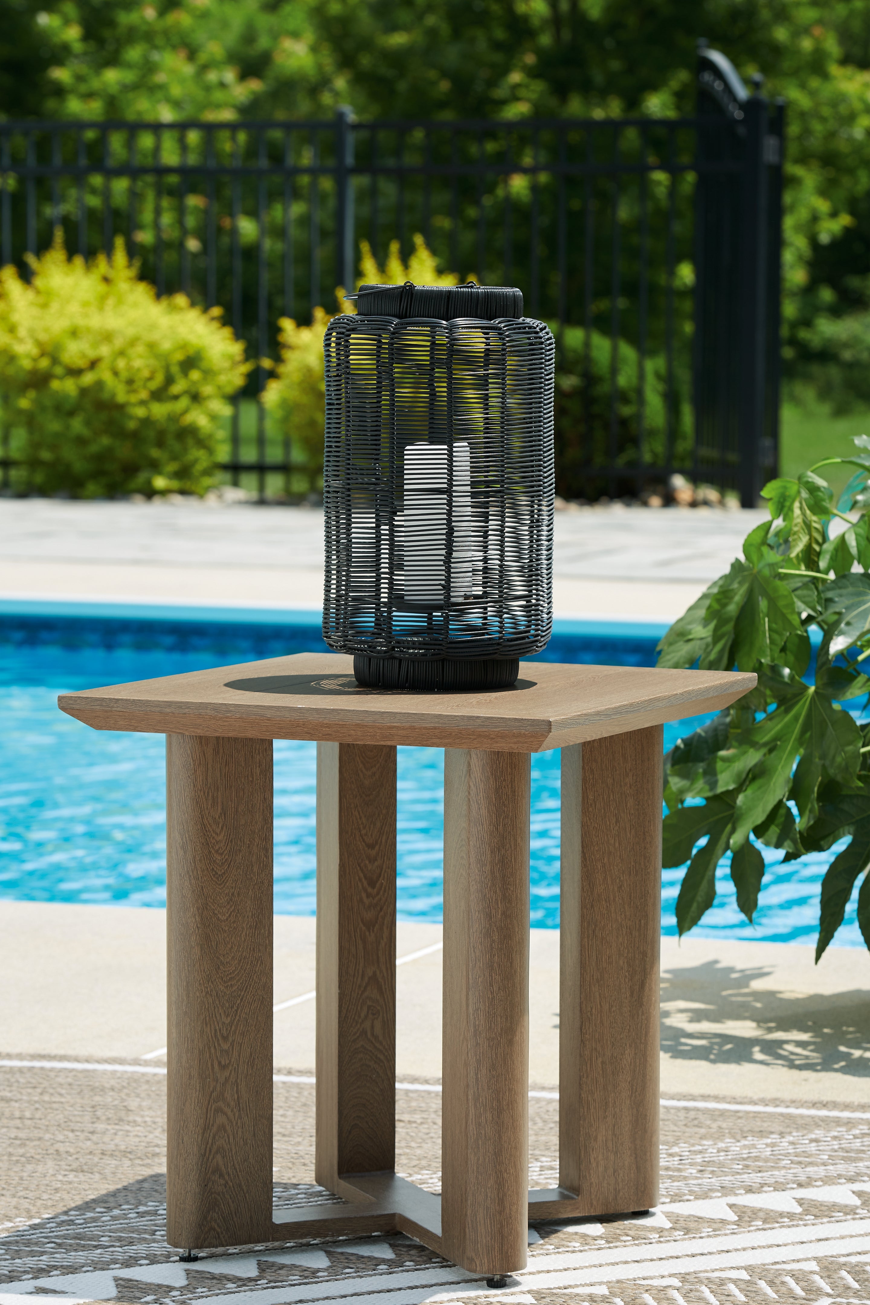 Elite Furniture Outlet - Ashley Furniture - Serene Bay Outdoor - Square End Table / Dark Brown - P671-702