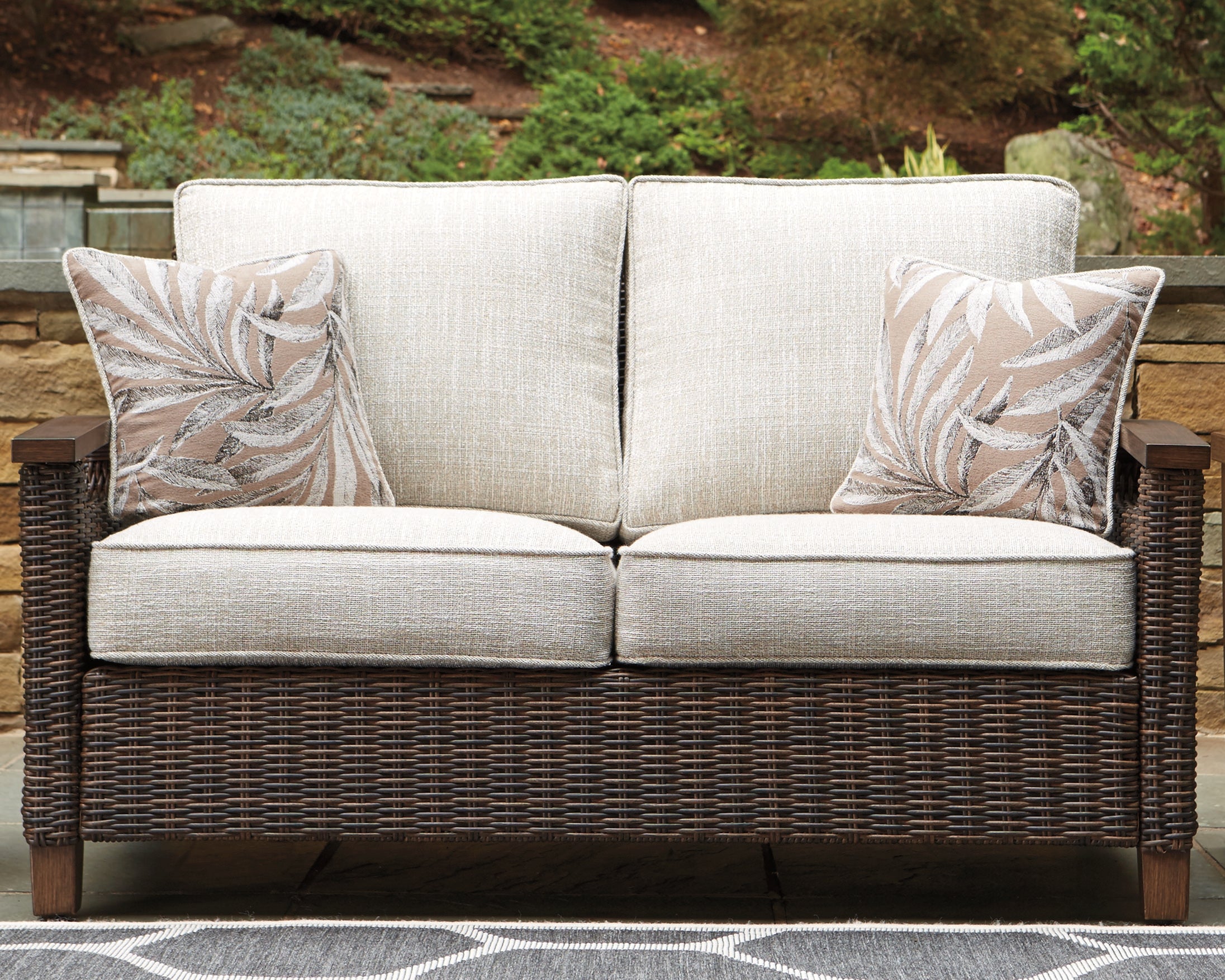 Elite Furniture Outlet - Ashley Furniture - Paradise Trail Outdoor - Loveseat w/Cushion / Medium Brown - P750-835