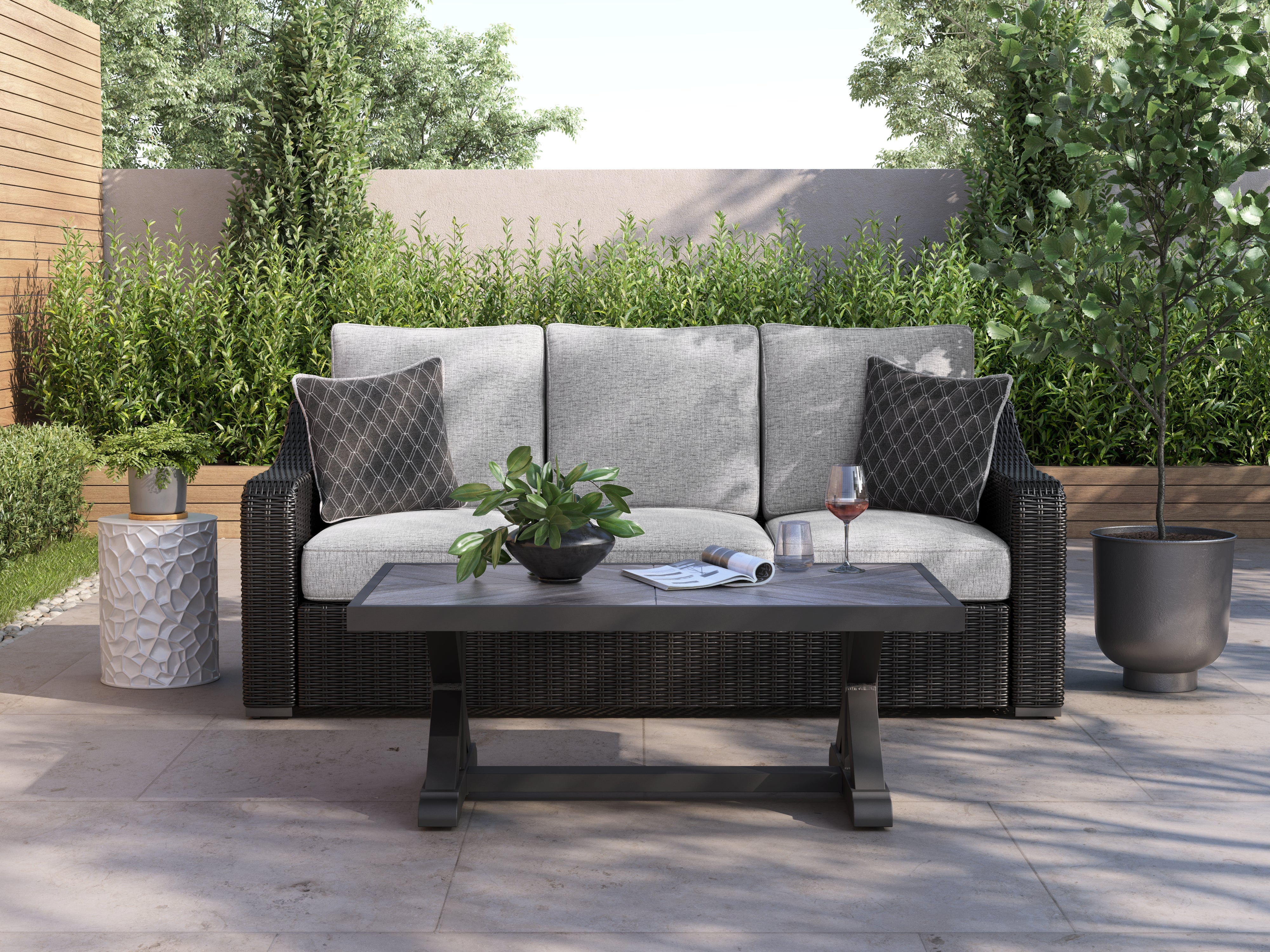 Elite Furniture Outlet - Ashley Furniture - Beachcroft Outdoor - Sofa with Cushion / Black/Light Gray - P792-838