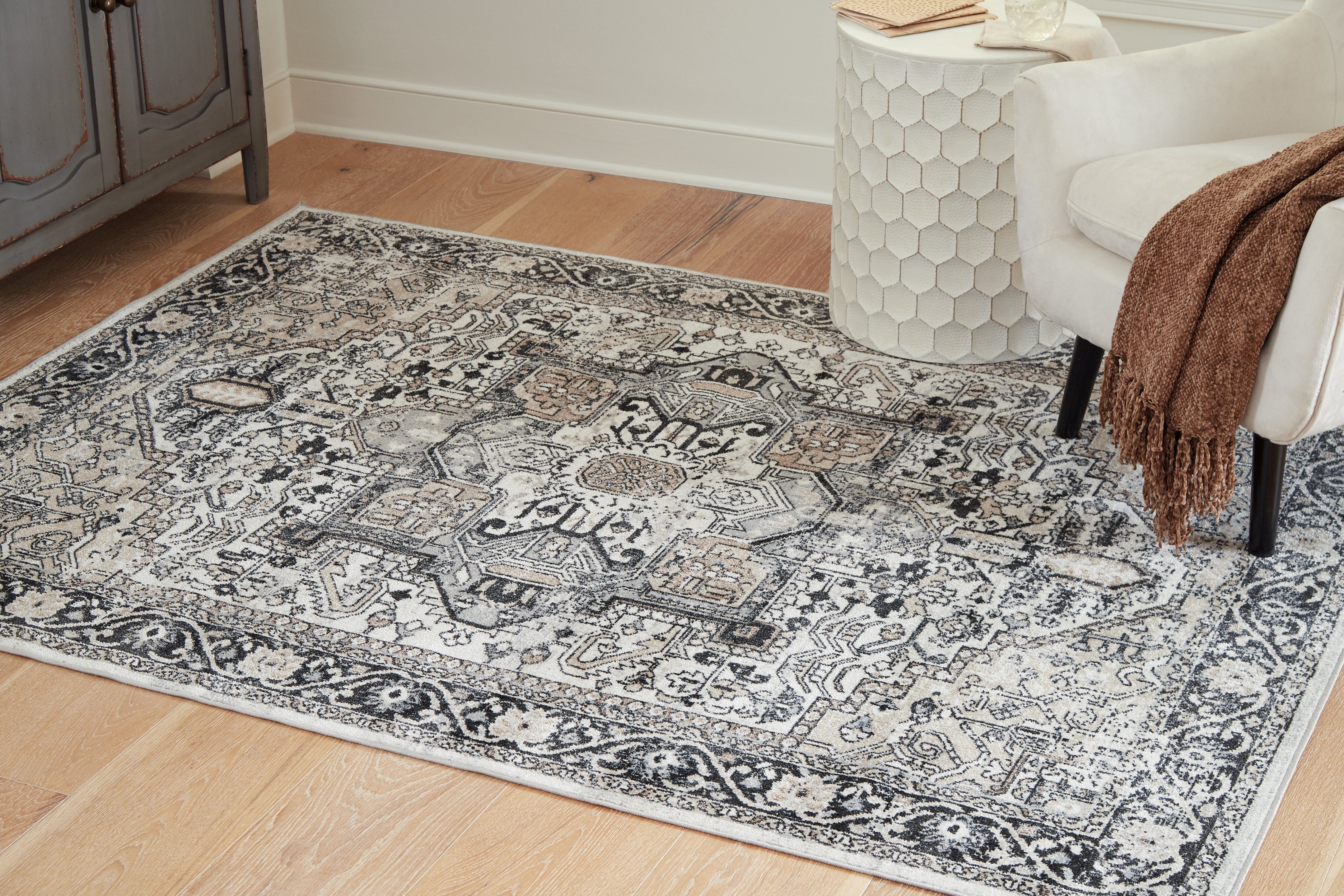 Elite Furniture Outlet - Ashley Furniture - Gregmoore Rug - 5'2" x 6'10" Washable Rug / Multi - R405822