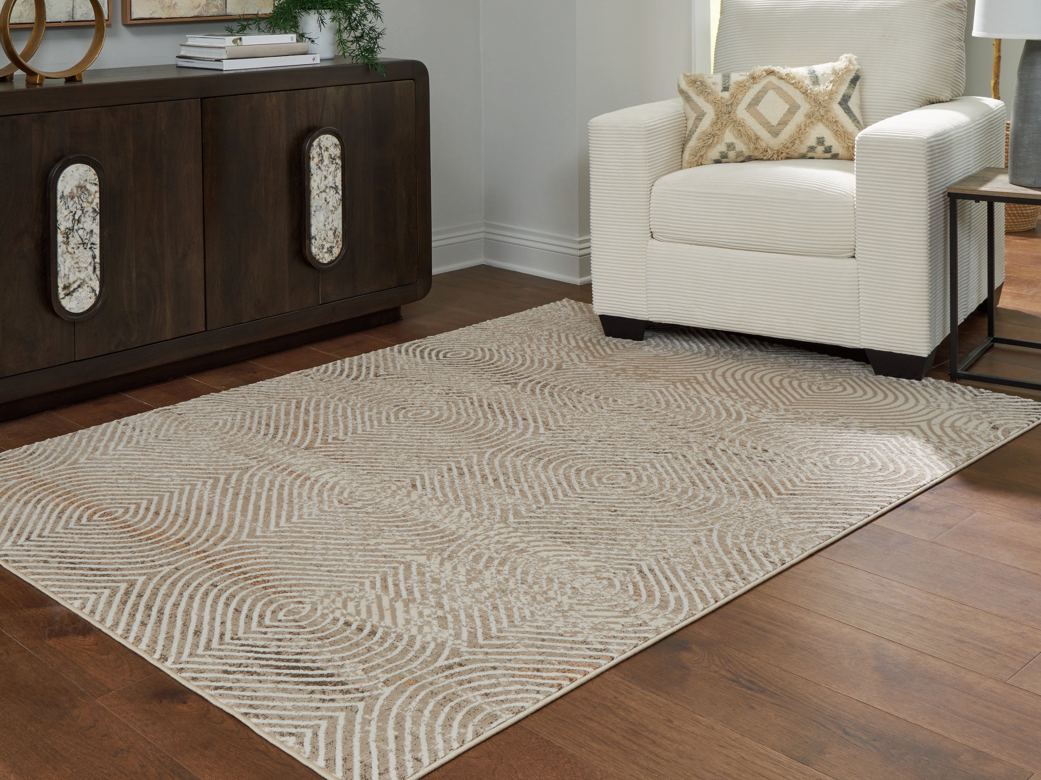 Elite Furniture Outlet - Ashley Furniture - Bachus Rug - 5'3" x 7' Area Rug / Multi - R407752