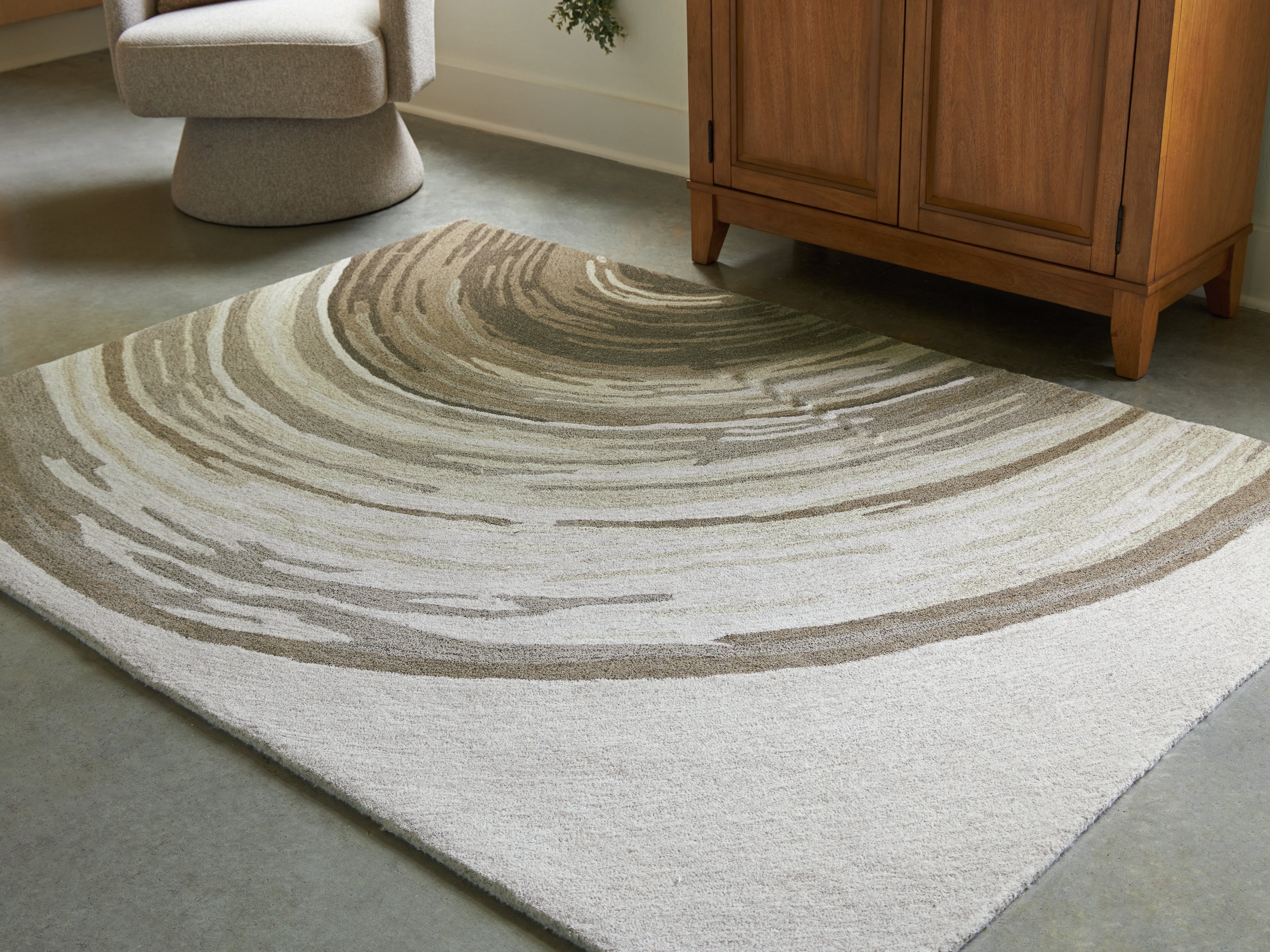 Elite Furniture Outlet - Ashley Furniture - Rizwana Rug - 7'6" x 10' Area Rug / Ivory/Brown/Gray - R407761