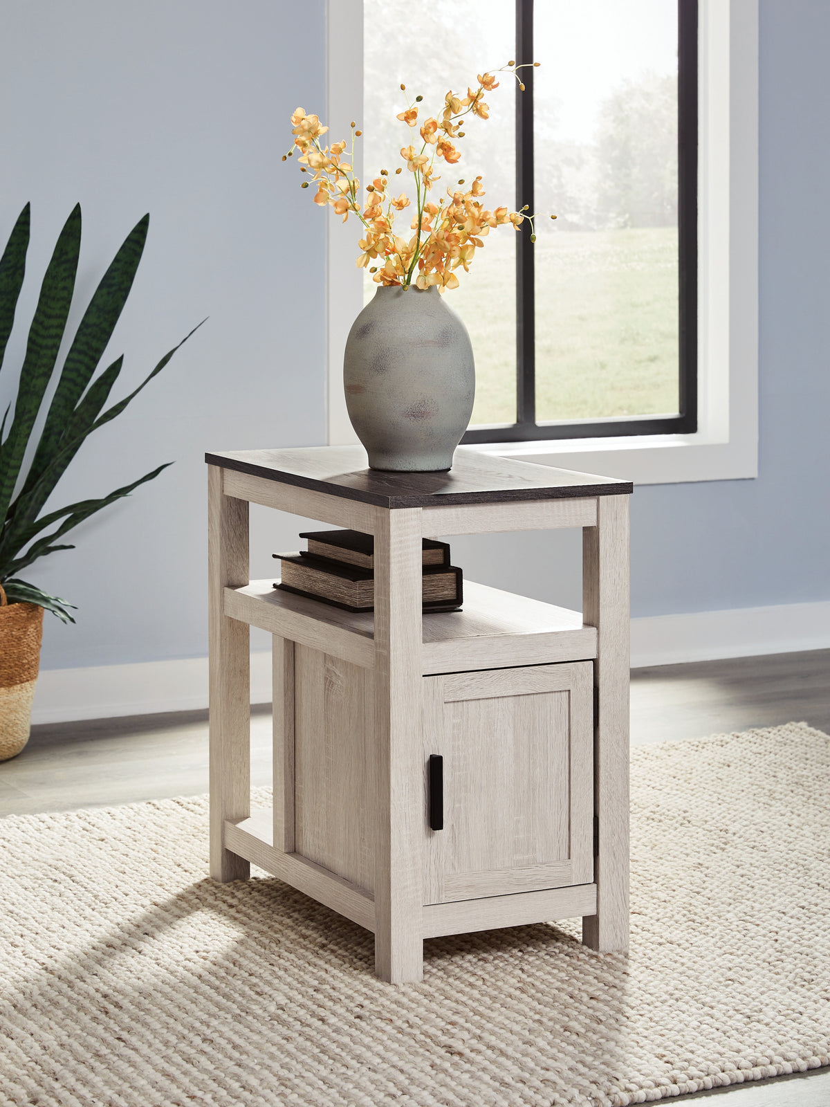 Elite Furniture Outlet - Ashley Furniture - Fendenmore Chairside End Table - Chair Side End Table - T190-217
