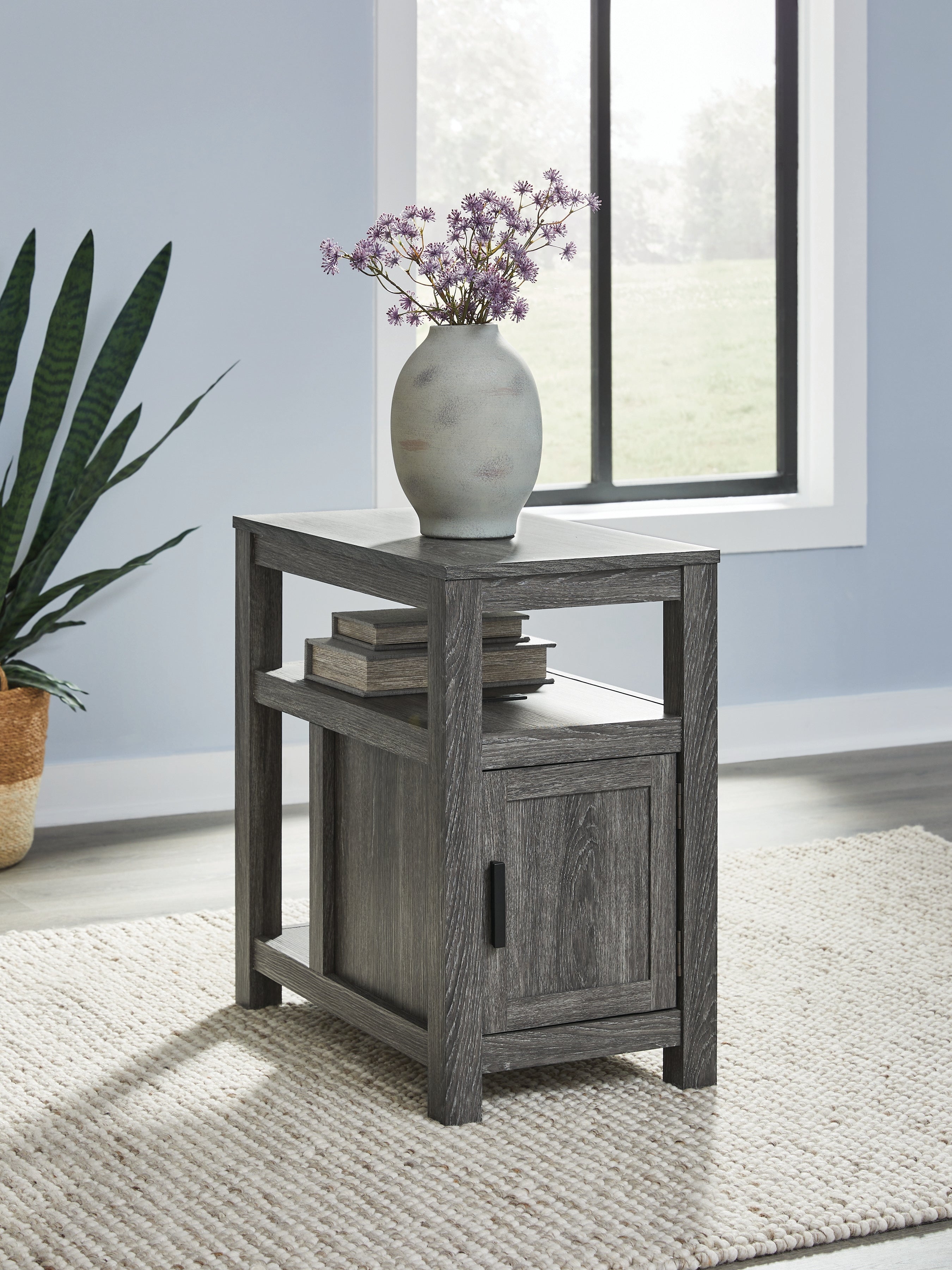 Elite Furniture Outlet - Ashley Furniture - Fendenmore Chairside End Table - Chair Side End Table / Brown/Gray - T190-317