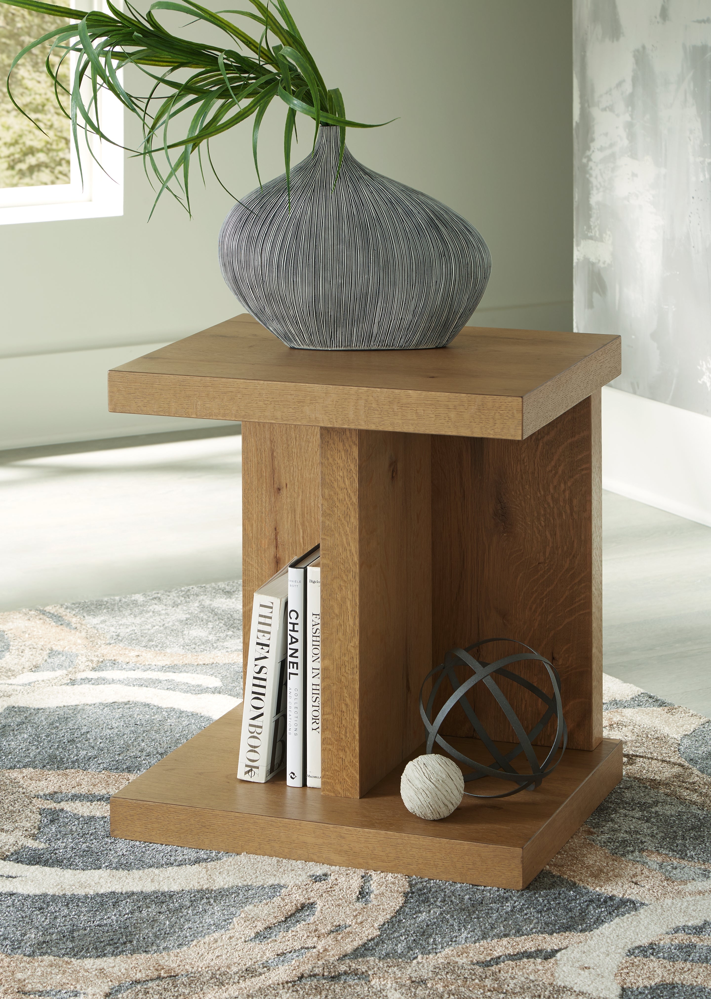 Elite Furniture Outlet - Ashley Furniture - Brinstead Chairside End Table - Chair Side End Table / Light Brown - T839-7